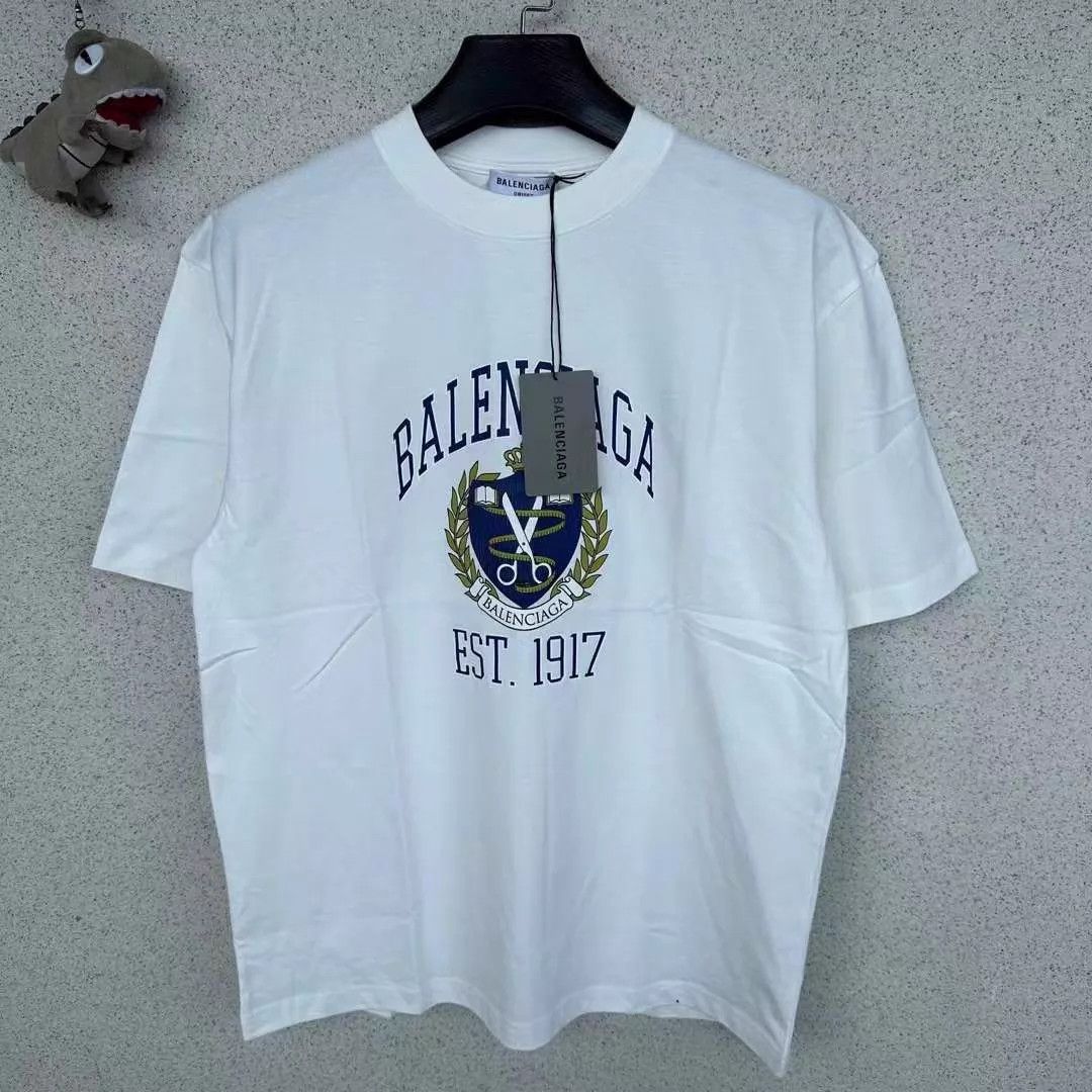 Balenciaga Balenciaga Scissors Short Sleeve Tee M NWOT Size M / US 6-8 / IT 42-44 - 1 Thumbnail