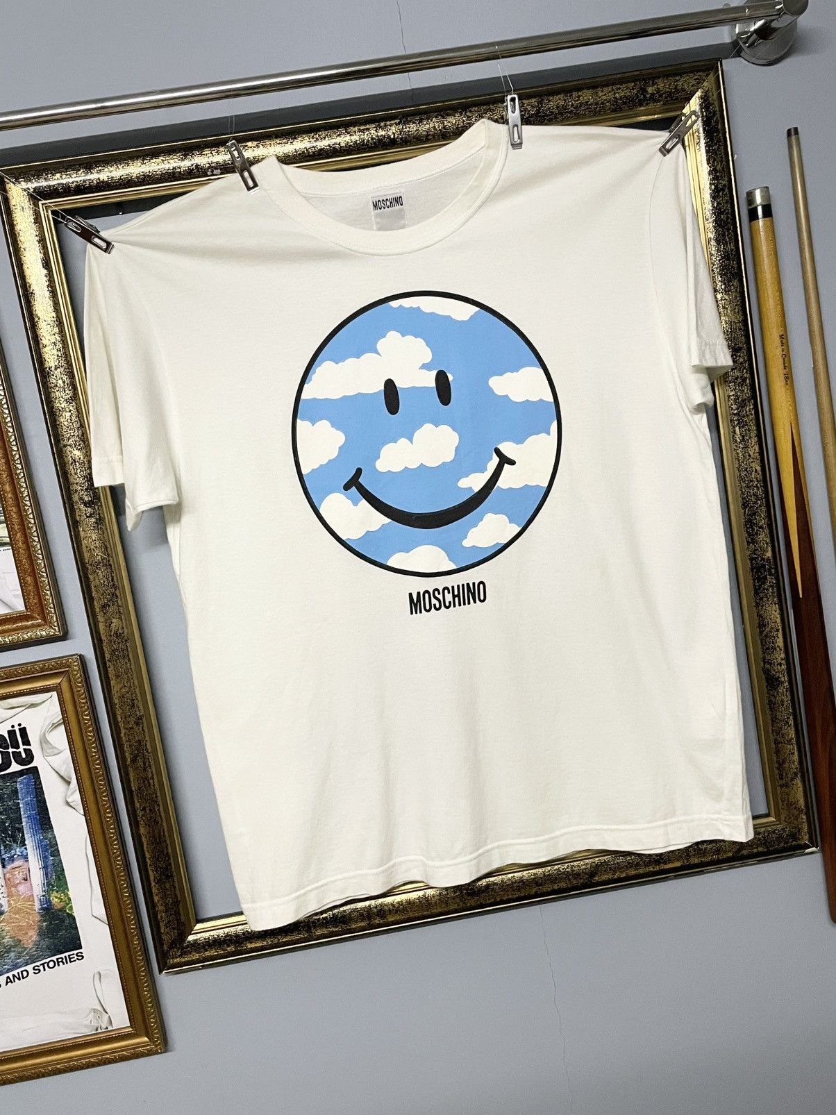 Moschino Vintage Designer Moschino Cloud Art Smiley Face Graphic Tee Size US M / EU 48-50 / 2 - 2 Thumbnail