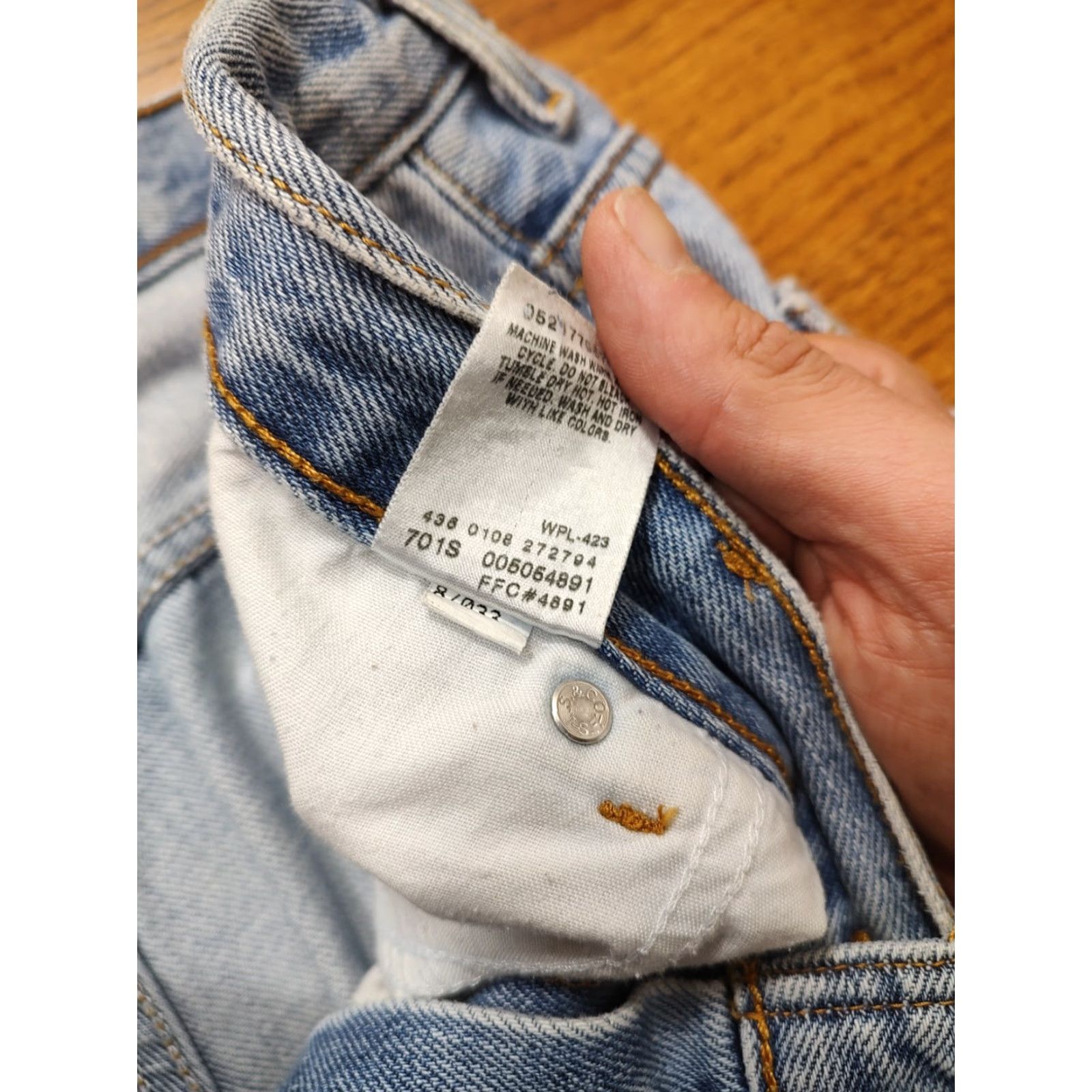 Levi's VINTAGE Levi's 505 Jeans Mens 36x31 Regular Straight Blue Denim Jeans USA Rock 80s 90s Logo Pockets Capable Size US 36 / EU 52 - 7 Thumbnail