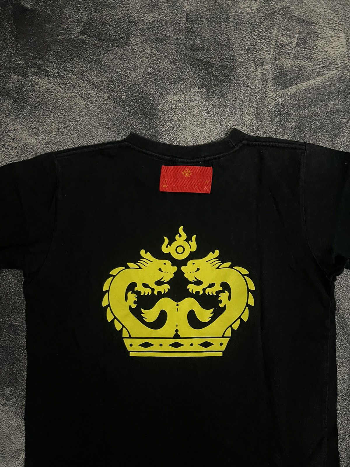20471120 ⏰NEED GONE⏰ Y2K Miracle Woman Harajuku T Shirt Size S / US 4 / IT 40 - 4 Thumbnail