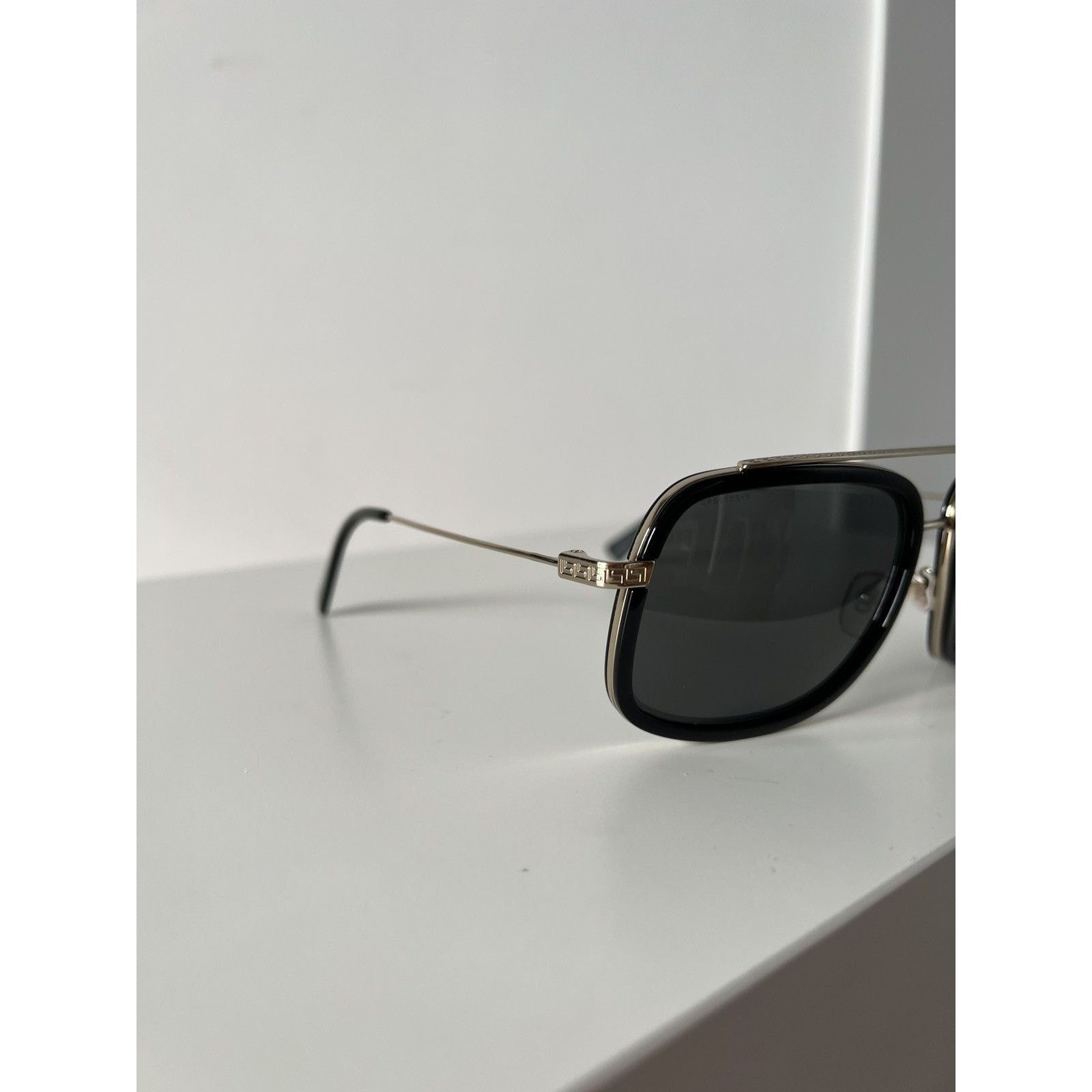 Versace Versace logo greca gold black sunglasses Size ONE SIZE - 4 Thumbnail