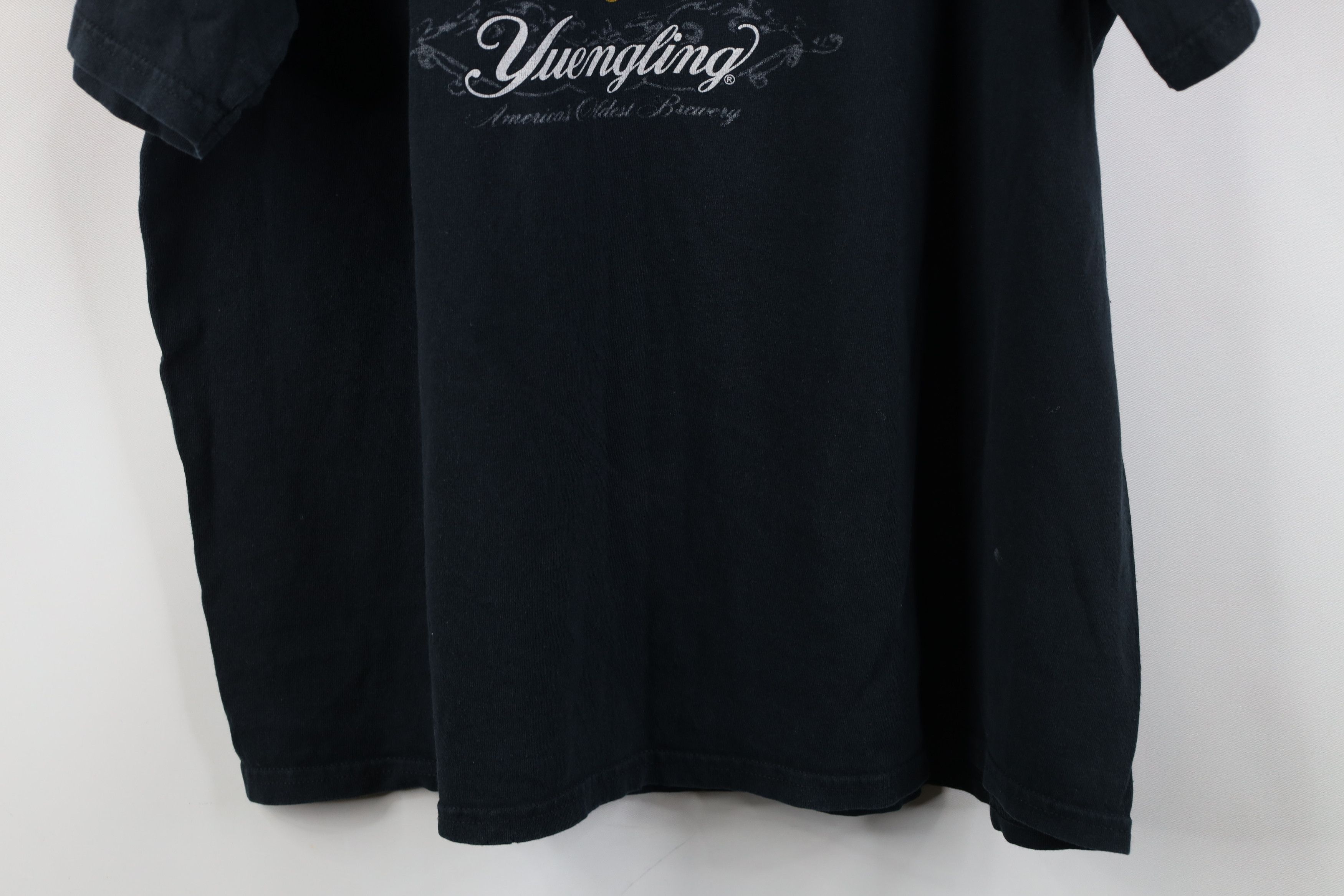 Vintage Vintage Yuengling Traditional Lager Pennsylvania T-Shirt Size US XL / EU 56 / 4 - 15 Thumbnail