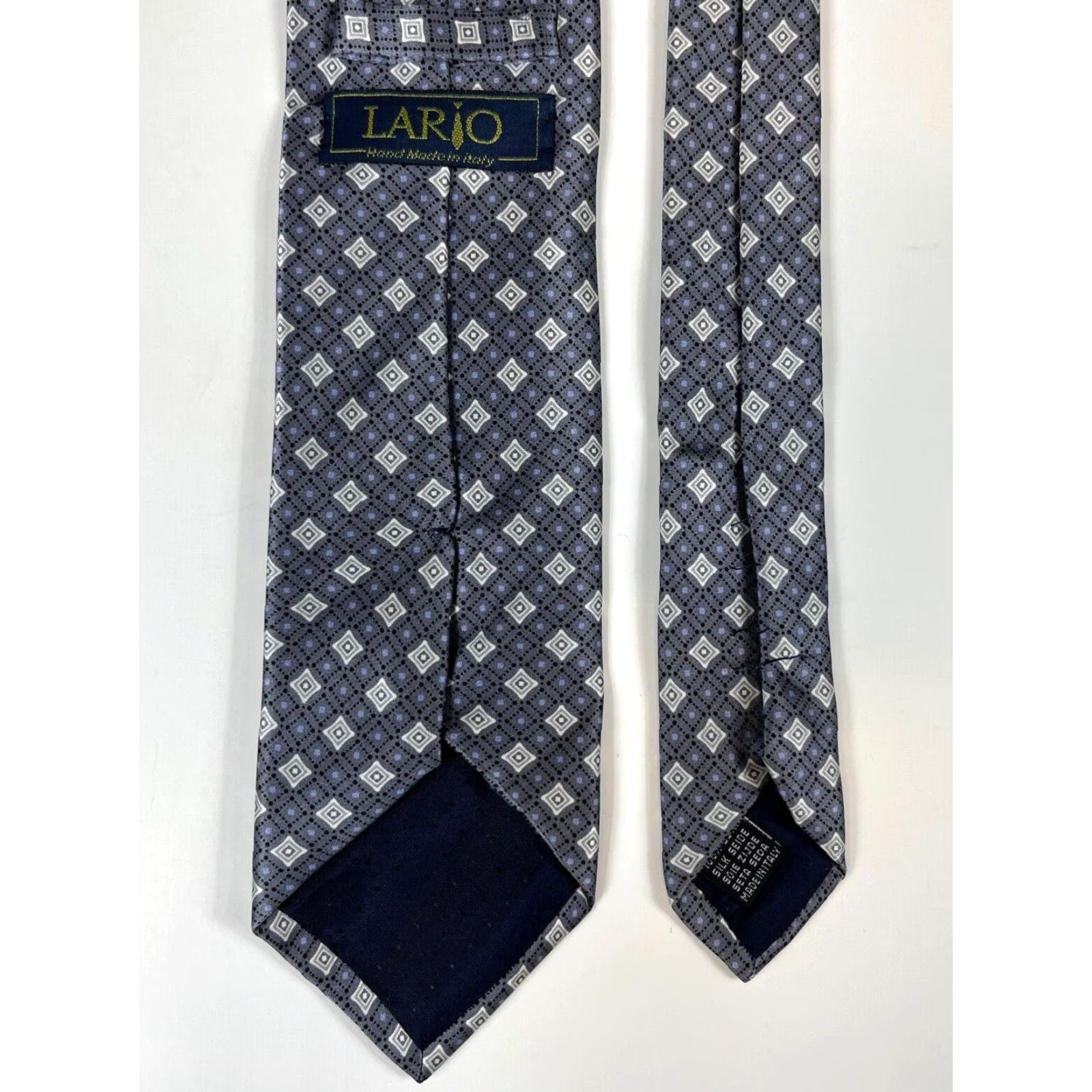 Vintage VINTAGE Men's Lario Luxury Silk Tie Geometric Hand Made in Italy Size ONE SIZE - 5 Thumbnail