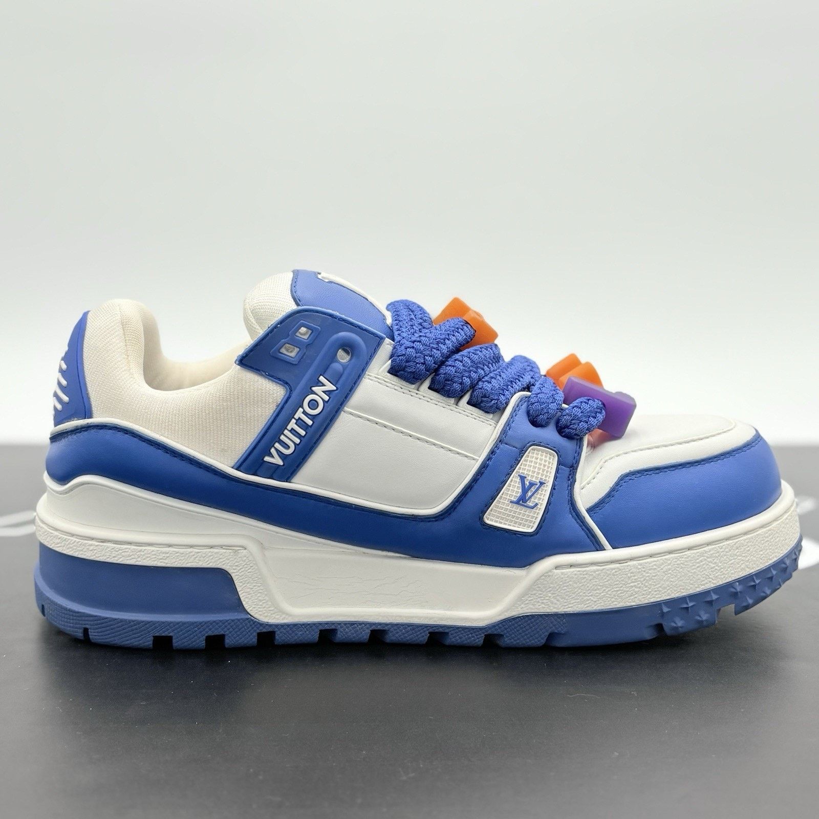 Louis Vuitton Louis Vuitton Maxi ' Blue White ' | GREAT CONDITION! Size US 10.5 / EU 43-44 - 10 Thumbnail