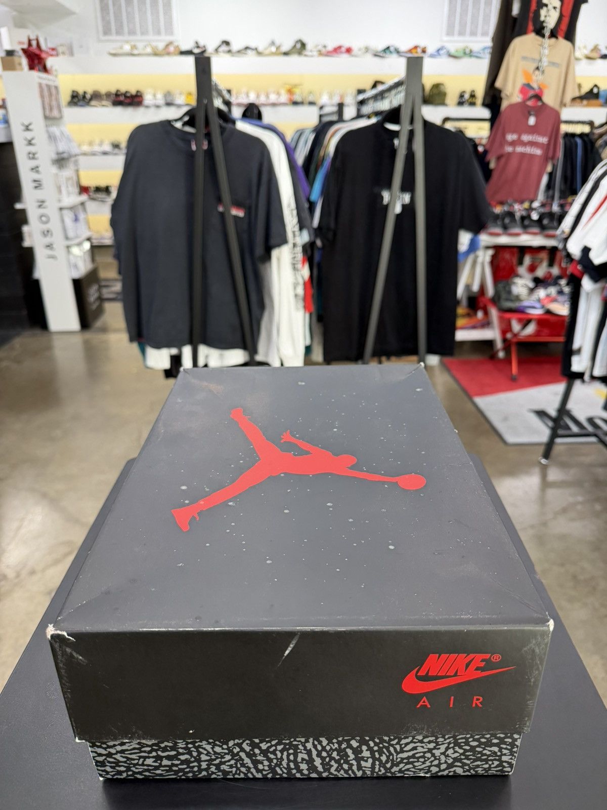Jordan Brand Air Jordan 3 Black Cement Size 10 (2024) Size US 10 / EU 43 - 15 Thumbnail