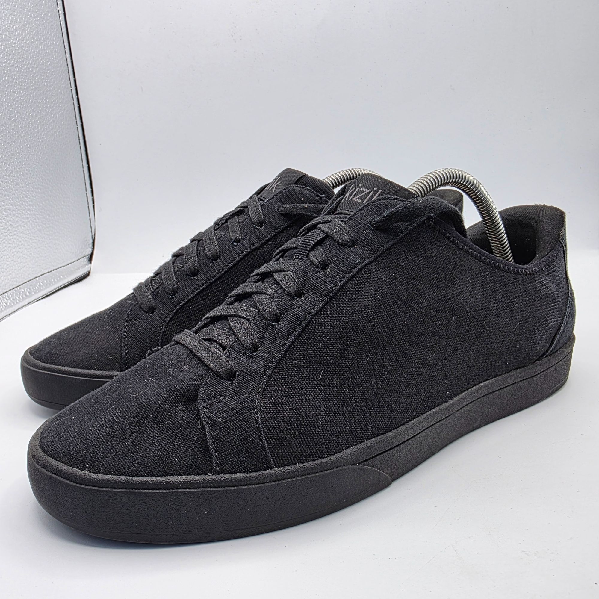 Other Kizik Irvine Blackout Mens Size 9.5 Wide Triple Black Sneake Size US 9.5 / EU 42-43 - 4 Thumbnail
