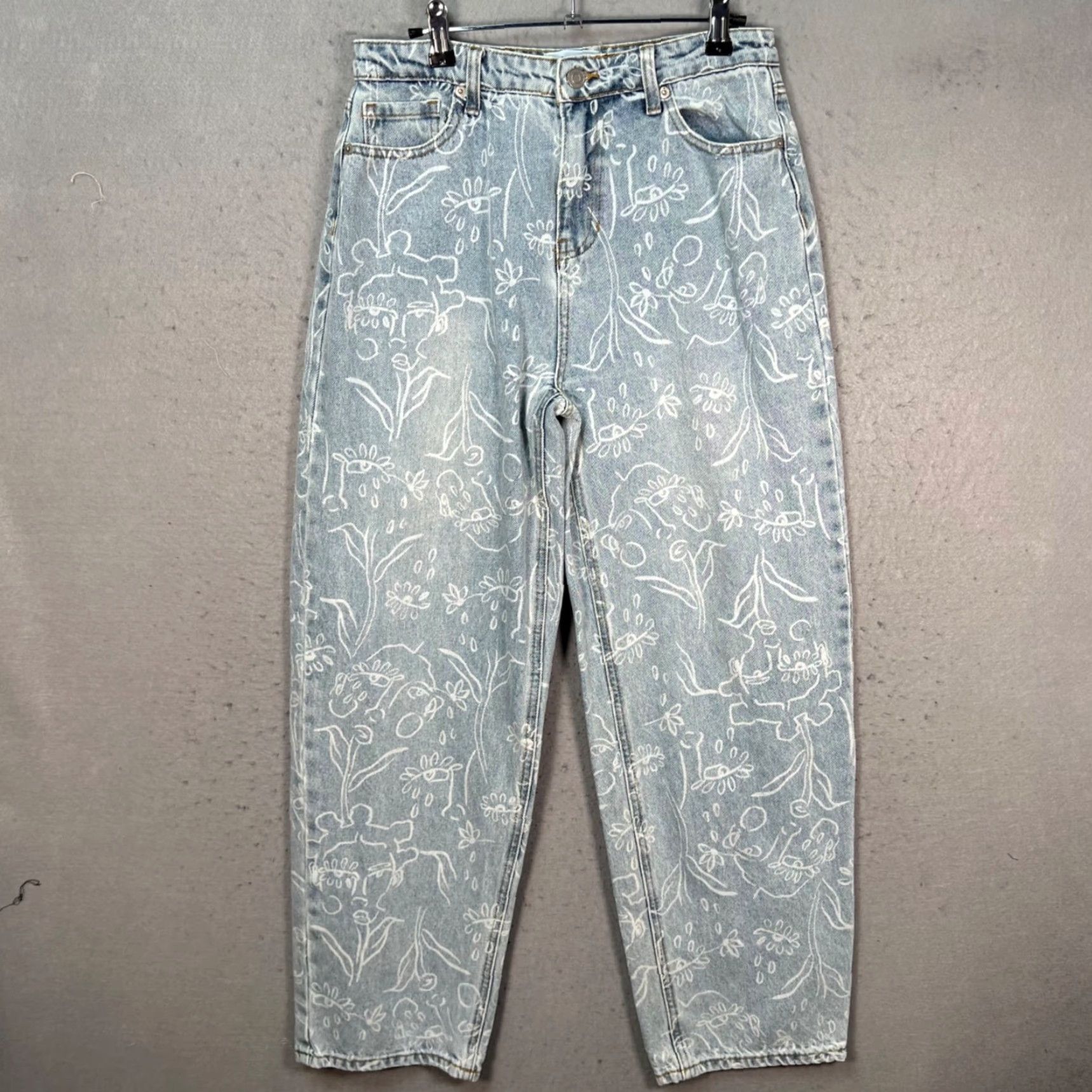 Nordstrom Nordstrom By Cristina Martinez Floral Print High-Waisted Light Wash Denim Jeans Womens 10 Blue Straight Cotton Rise High Inseam 29 Pants Size 32" / US 10 / IT 46 - 2 Thumbnail
