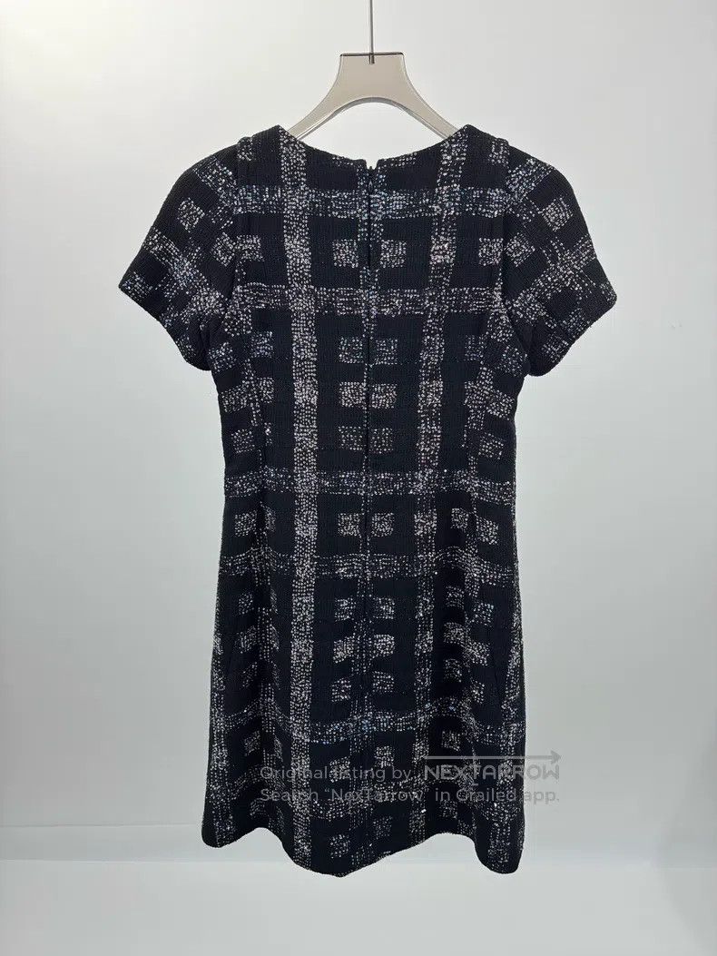 Chanel Chanel Sequined dress Size XS / US 0-2 / IT 36-38 - 2 Thumbnail