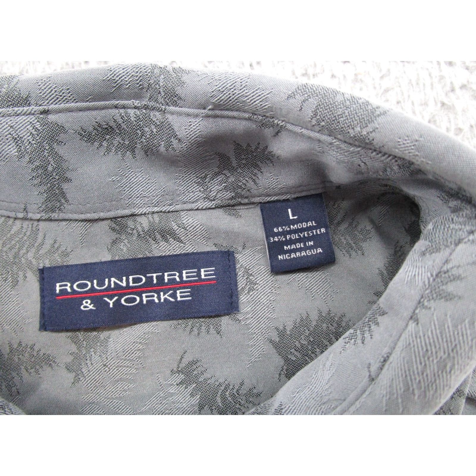 Roundtree & Yorke Roundtree & Yorke Gray Leaf Square Tail Button Shirt Mens L Modal Blend NEW Size US L / EU 52-54 / 3 - 3 Thumbnail