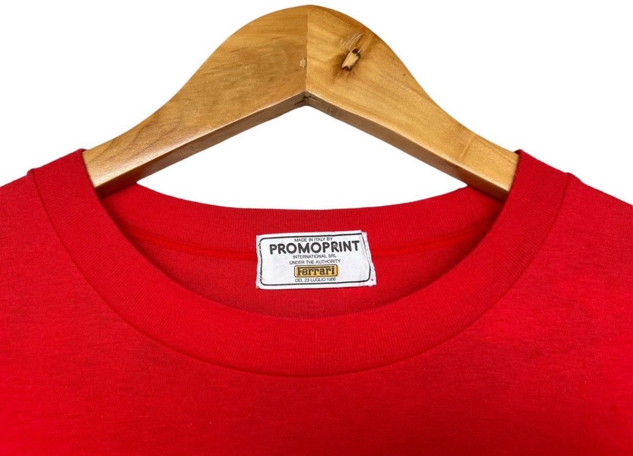 Vintage Vintage 80s Ferrari Scuderia Formula 1 Red Tee Medium Size US M / EU 48-50 / 2 - 6 Thumbnail