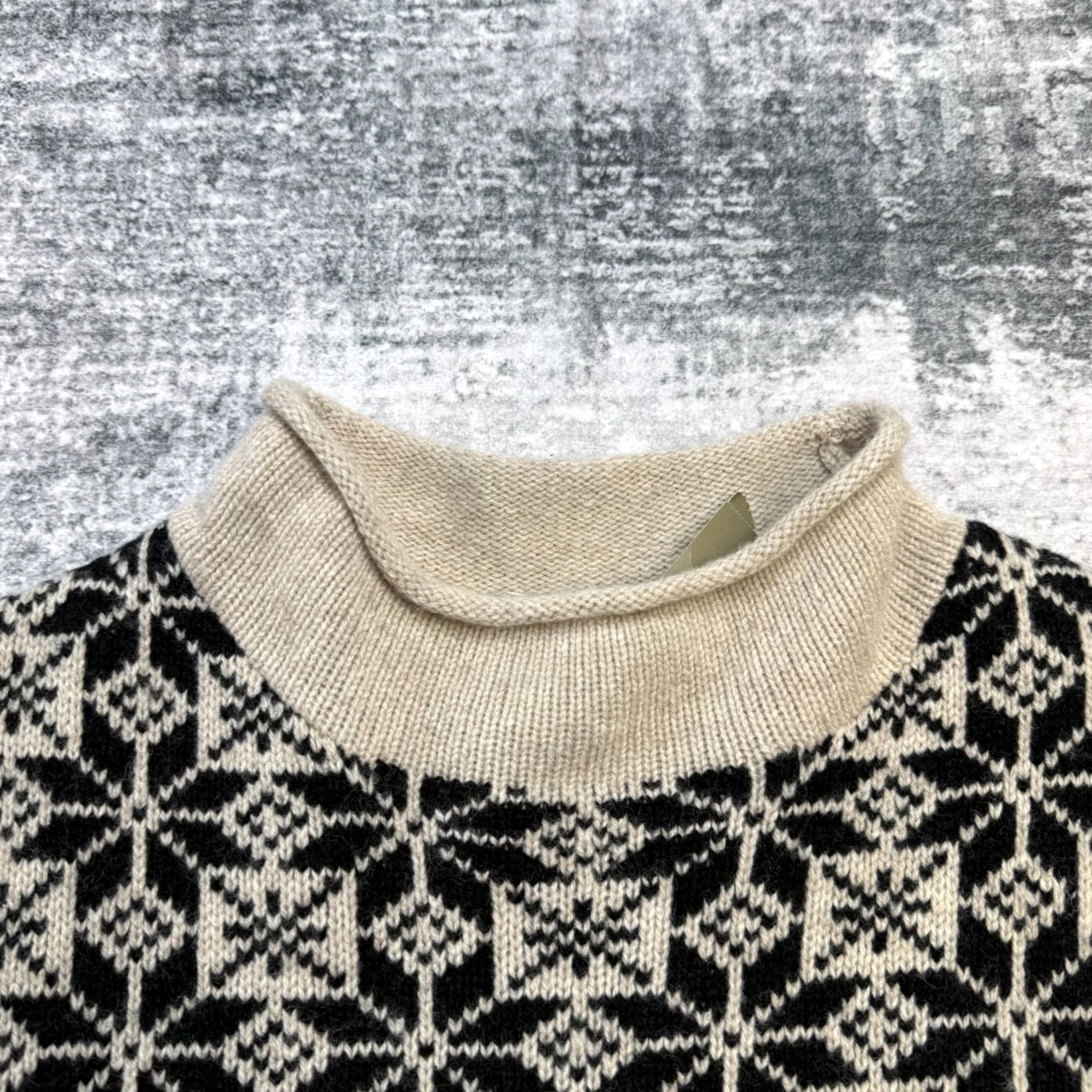 J.Crew J Crew Sweater Men Large Roll Neck Beige Black Fair Isle Snowflake Lambswool NEW Size US L / EU 52-54 / 3 - 5 Thumbnail