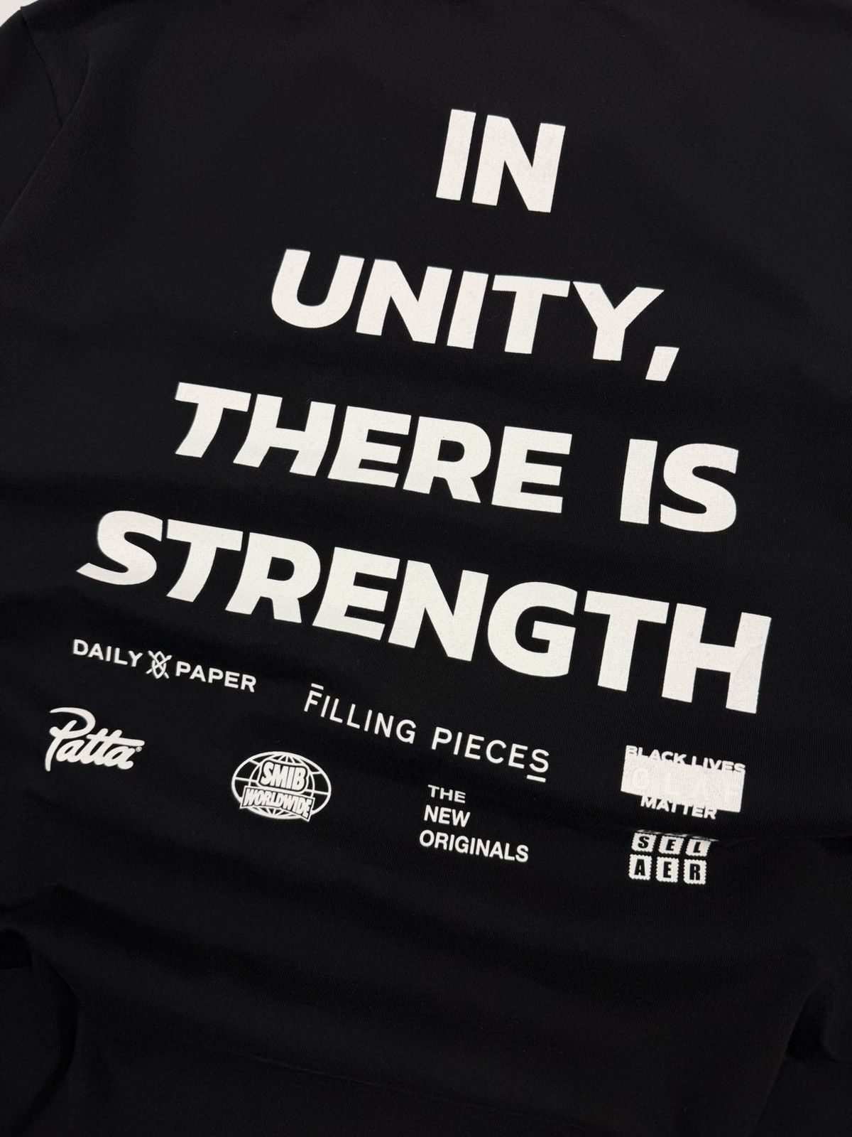 Daily Paper Black Lives Matter Amsterdam Graphic Tee Streetwear Rare Y2K Size US L / EU 52-54 / 3 - 5 Thumbnail