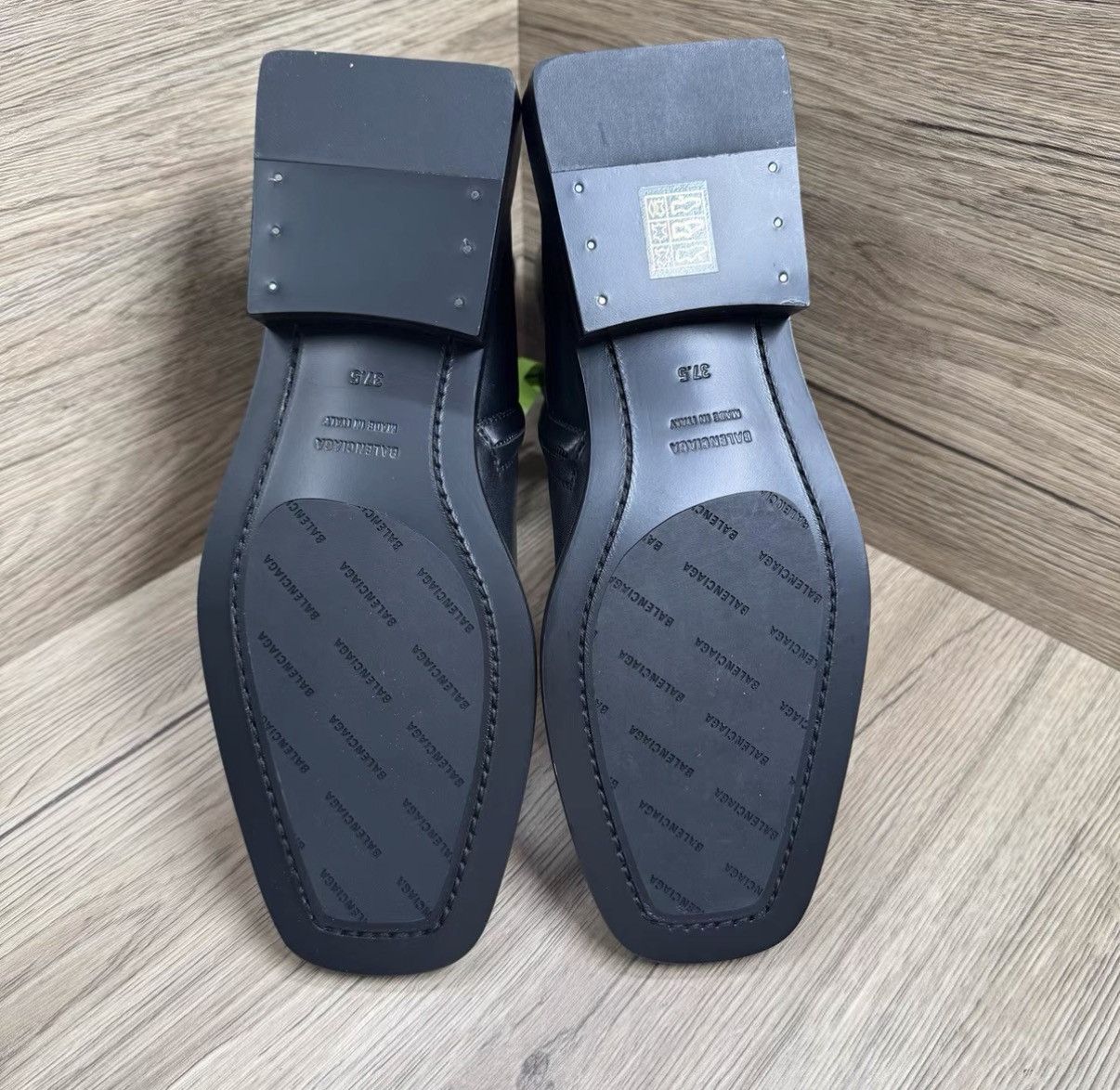 Balenciaga Balenciaga Square-toe Double B Ankle Boots J41 Size US 7.5 / IT 37.5 - 6 Thumbnail