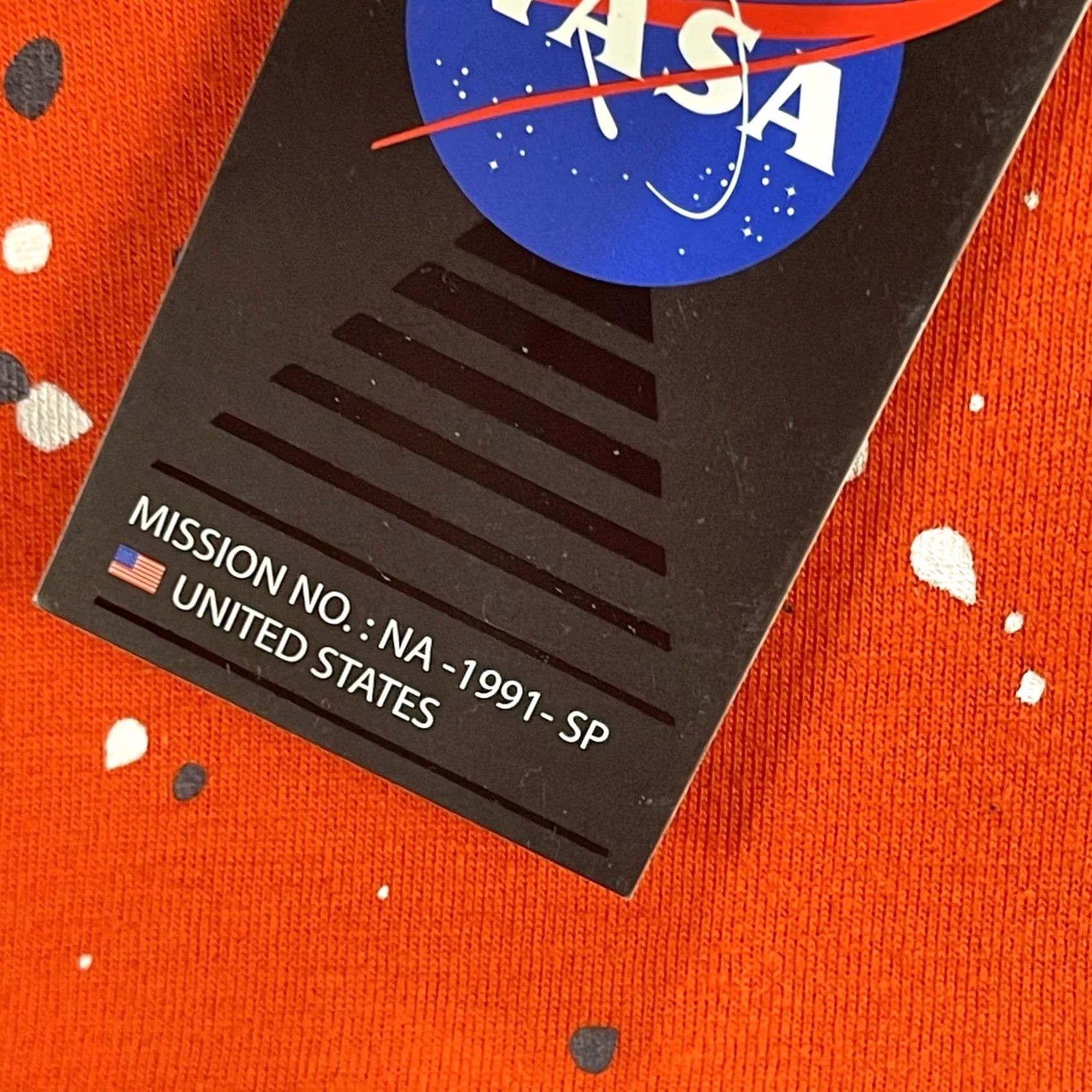 Southpole VINTAGE Southpole NASA Shirt Mens Large Orange Black Splatter Crewneck USA Space Tee Size US L / EU 52-54 / 3 - 5 Thumbnail