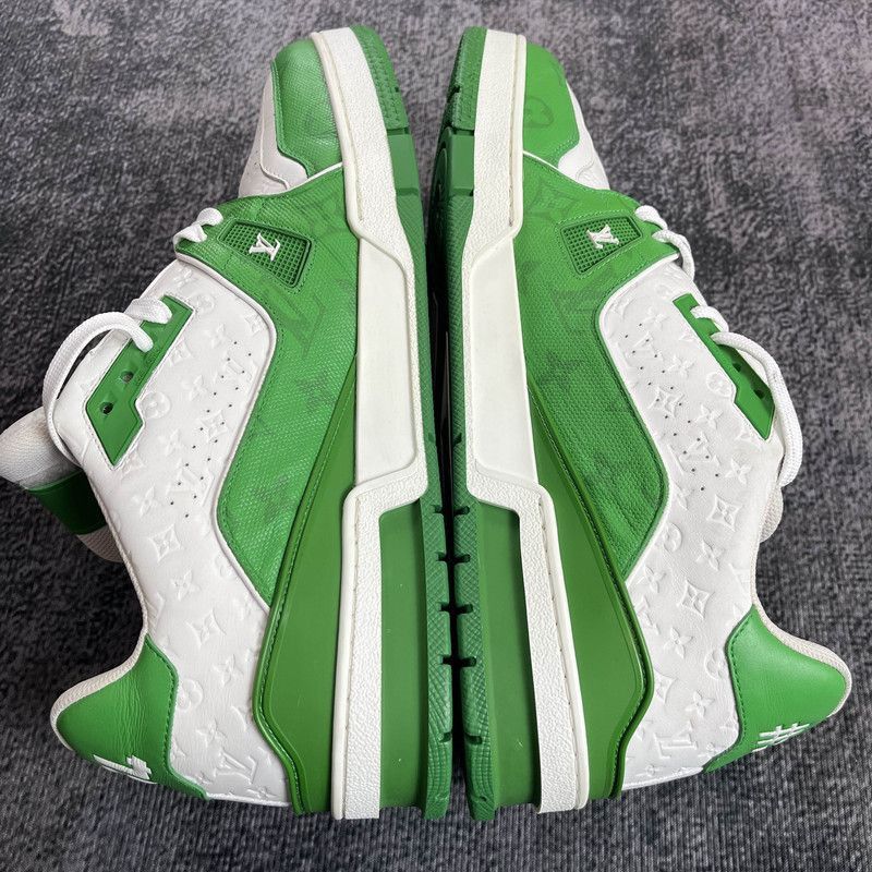 Louis Vuitton Louis Vuitton Green and White Low-Top Sneakers -2508 Size US 10.5 / EU 43-44 - 7 Thumbnail