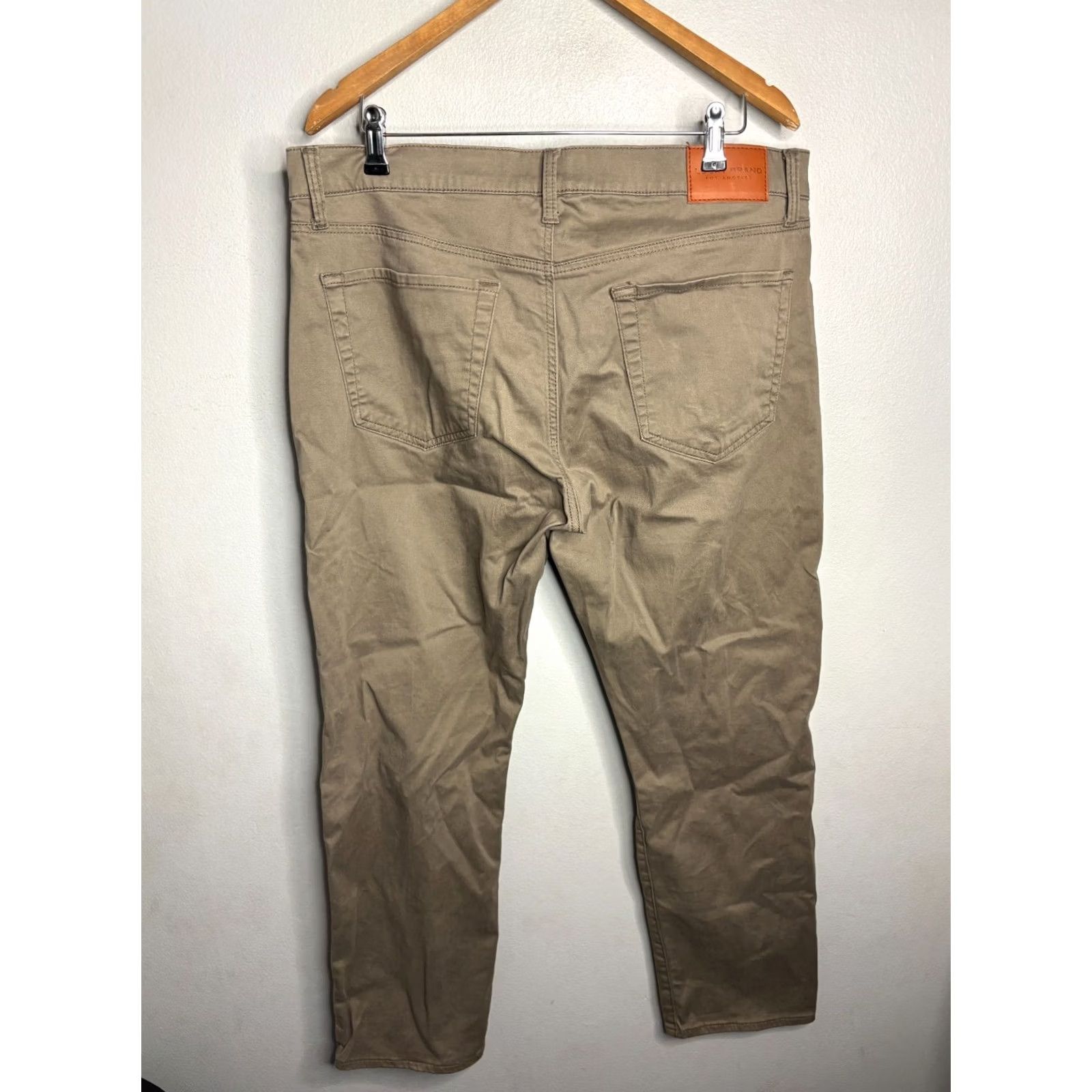 Lucky Brand Lucky Brand Chino Pants Mens 36 Beige Slim Straight 5-Pocket 121 Slim Straight Stretch Casual Pants Size US 36 / EU 52 - 4 Thumbnail