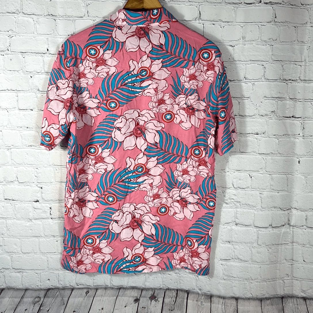 Vintage Marvel Captain America Shirt Floral Pink Hawaiian Button-Down Short Sleeve S Mens Small Size US S / EU 44-46 / 1 - 5 Thumbnail