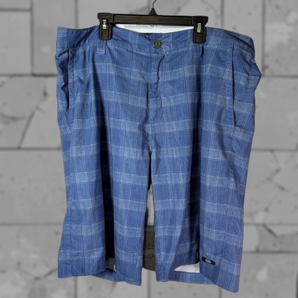 Oakley Oakley Shorts Mens Size 36 Athletic Blue Plaid Chino Golf Regular Fit Size US 36 / EU 52 - 1 Thumbnail