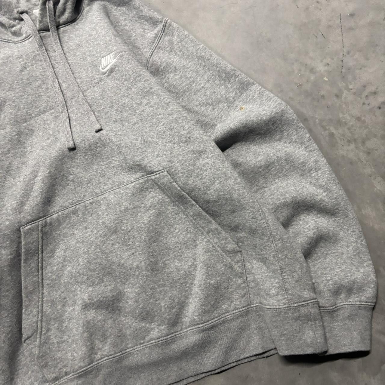 Nike × Vintage Crazy Vintage Y2K/2000s Light Grey Nike Streetwear Essential Hoodie! Size US M / EU 48-50 / 2 - 4 Thumbnail