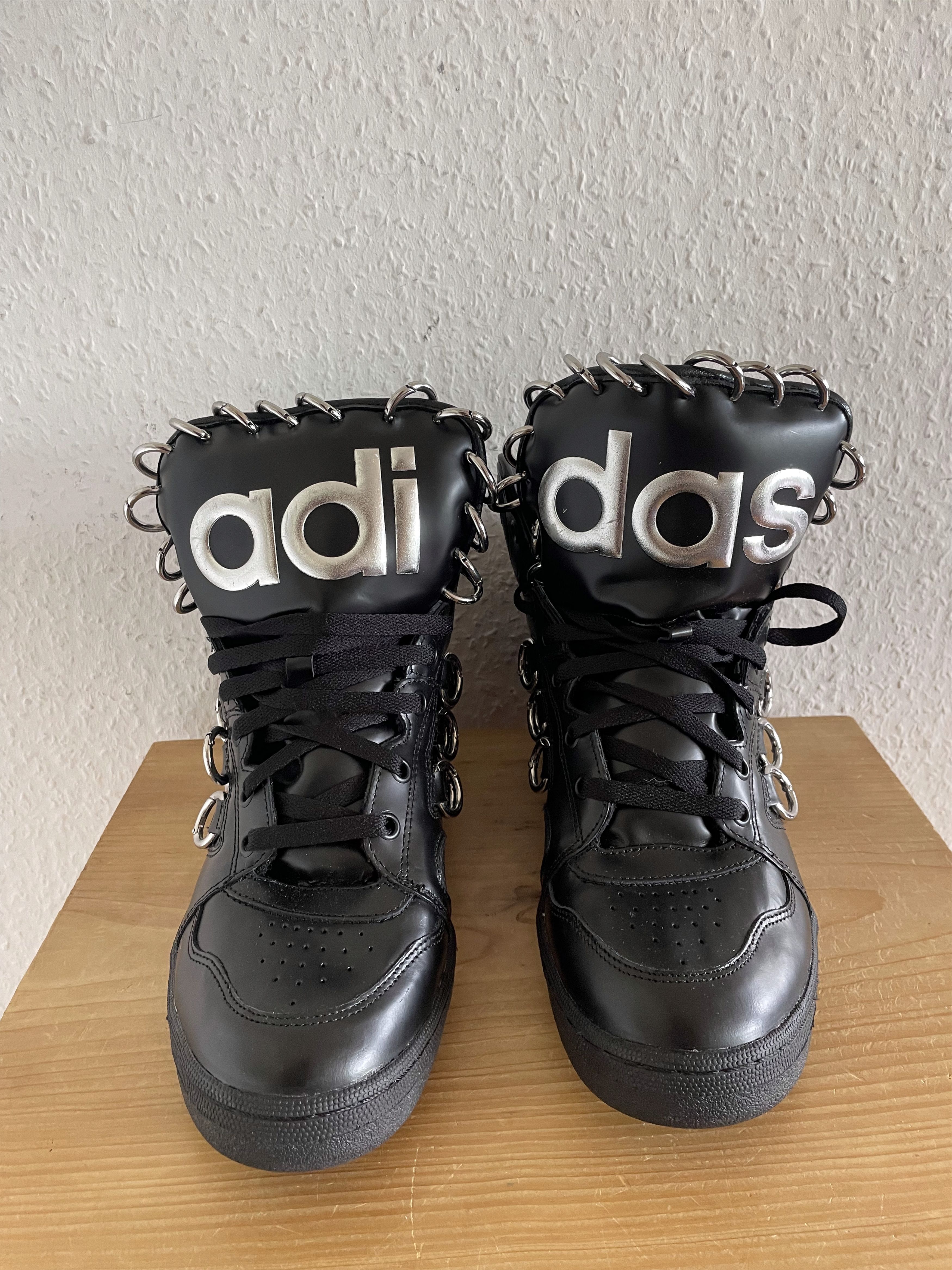 Adidas × Jeremy Scott Jeremy Scott x Adidas, SS13 Tartan Instinct