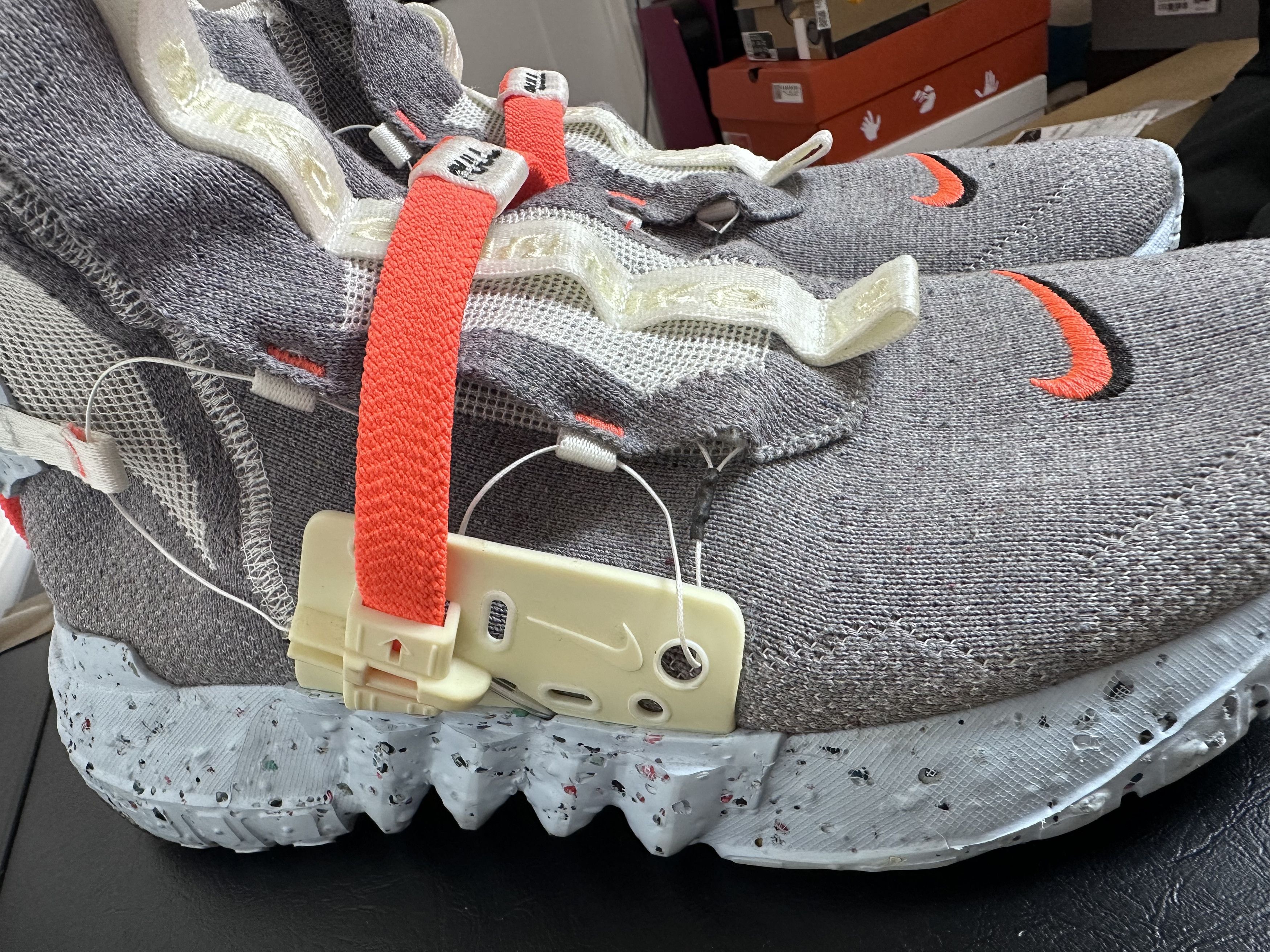 Nike Nike Space Hippie 03 - Vast Grey/Hyper Crimson Size US 10.5 / EU 43-44 - 2 Thumbnail