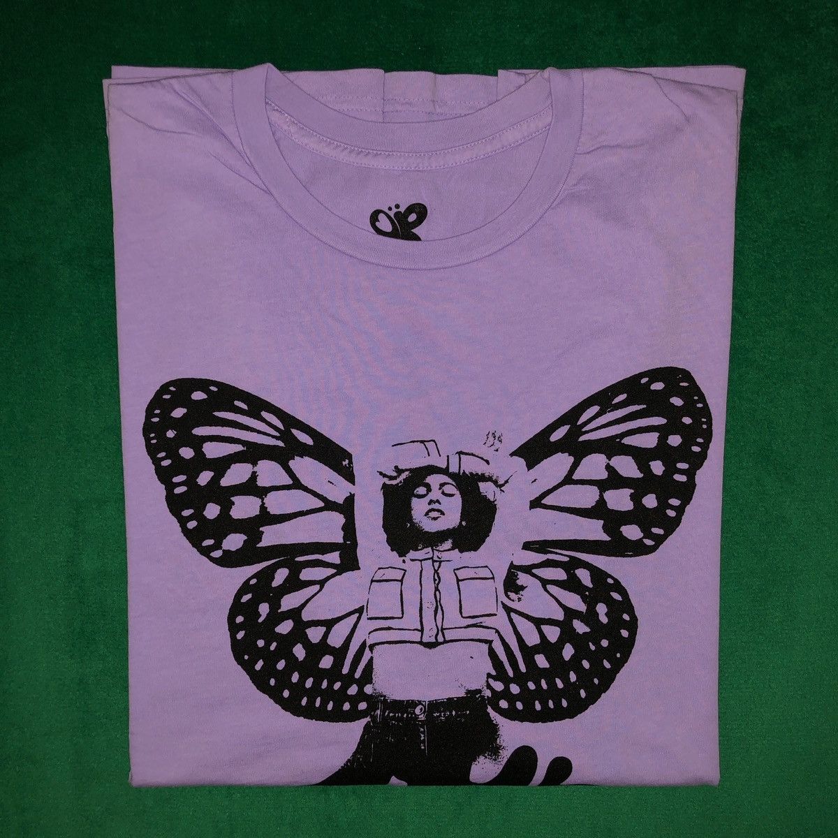 Band Tees Olivia Rodrigo Sour Butterfly Deja Vu Long sleeve Tee Size US XXL / EU 58 / 5 - 1 Thumbnail