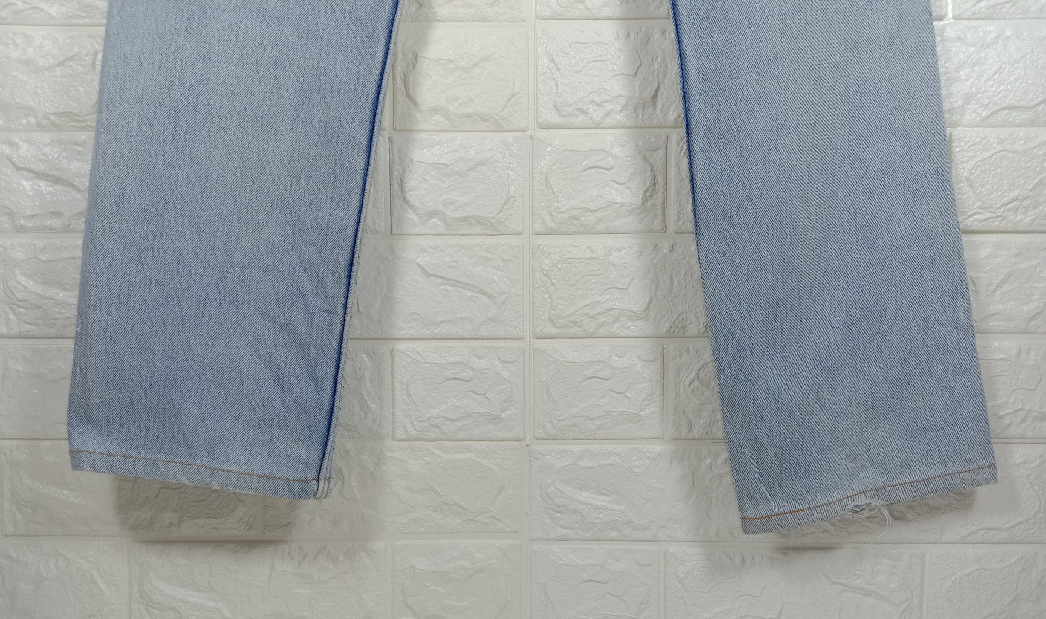 Levi's Vintage 90s Levi’s 501 Jeans Light Wash Distressed Denim Size US 28 / EU 44 - 8 Thumbnail
