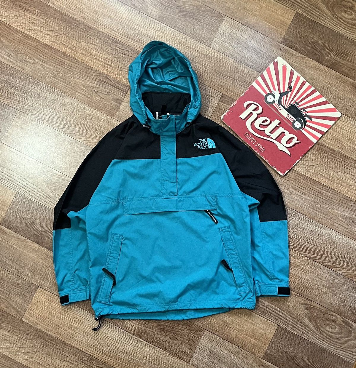 The North Face Vintage The North Face HyVent Anorak Rain Jacket Size US M / EU 48-50 / 2 - 1 Thumbnail