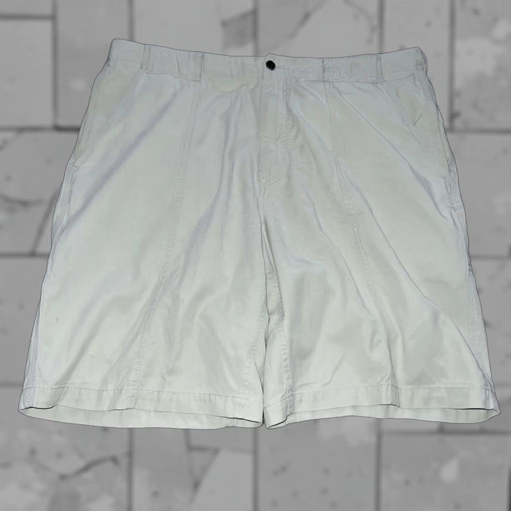 Tommy Bahama Tommy Bahama Shorts Mens Size 36 Beige Relax TM Chino Comfortable Casual Size US 36 / EU 52 - 1 Thumbnail