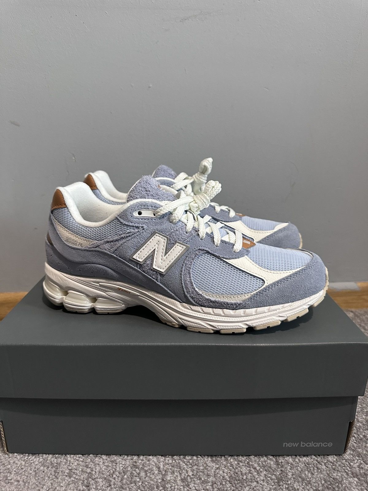 image of New Balance 2002 Size 10 Shoes in Blue, Men's