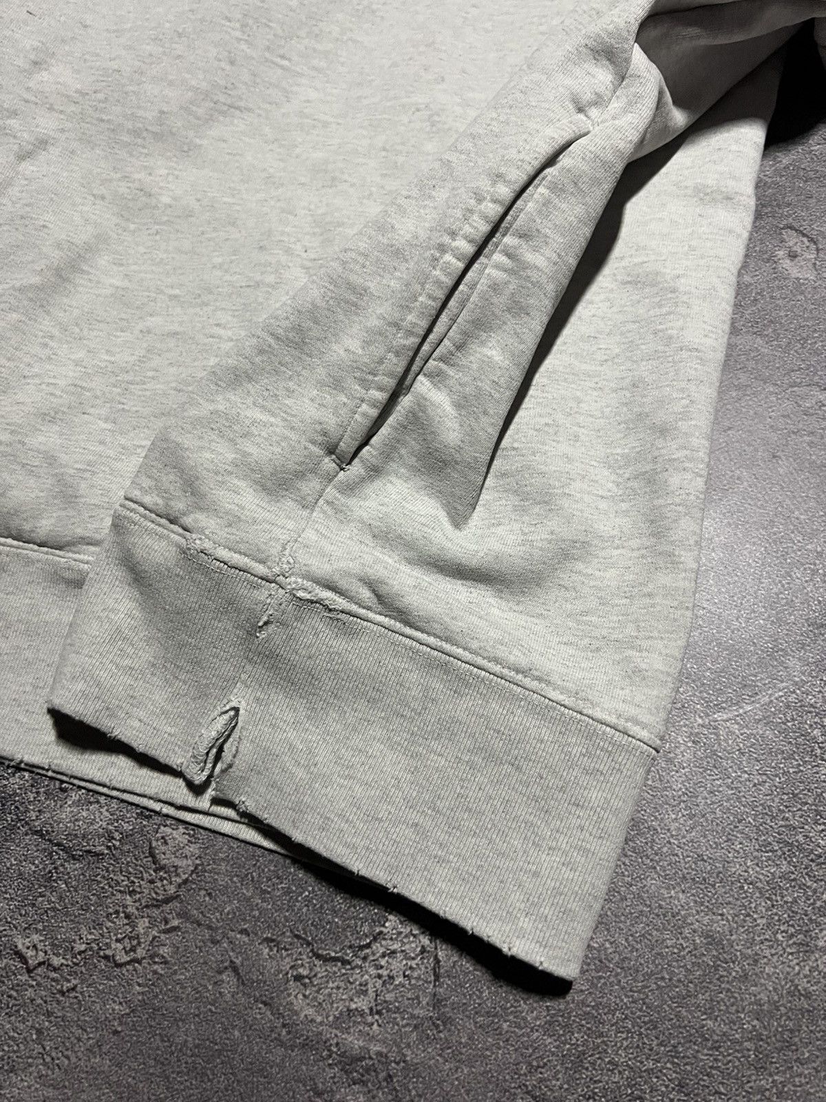 Supreme Vintage 90s Supreme Hoodie Distressed Thrashed Streetwear Size US M / EU 48-50 / 2 - 9 Thumbnail