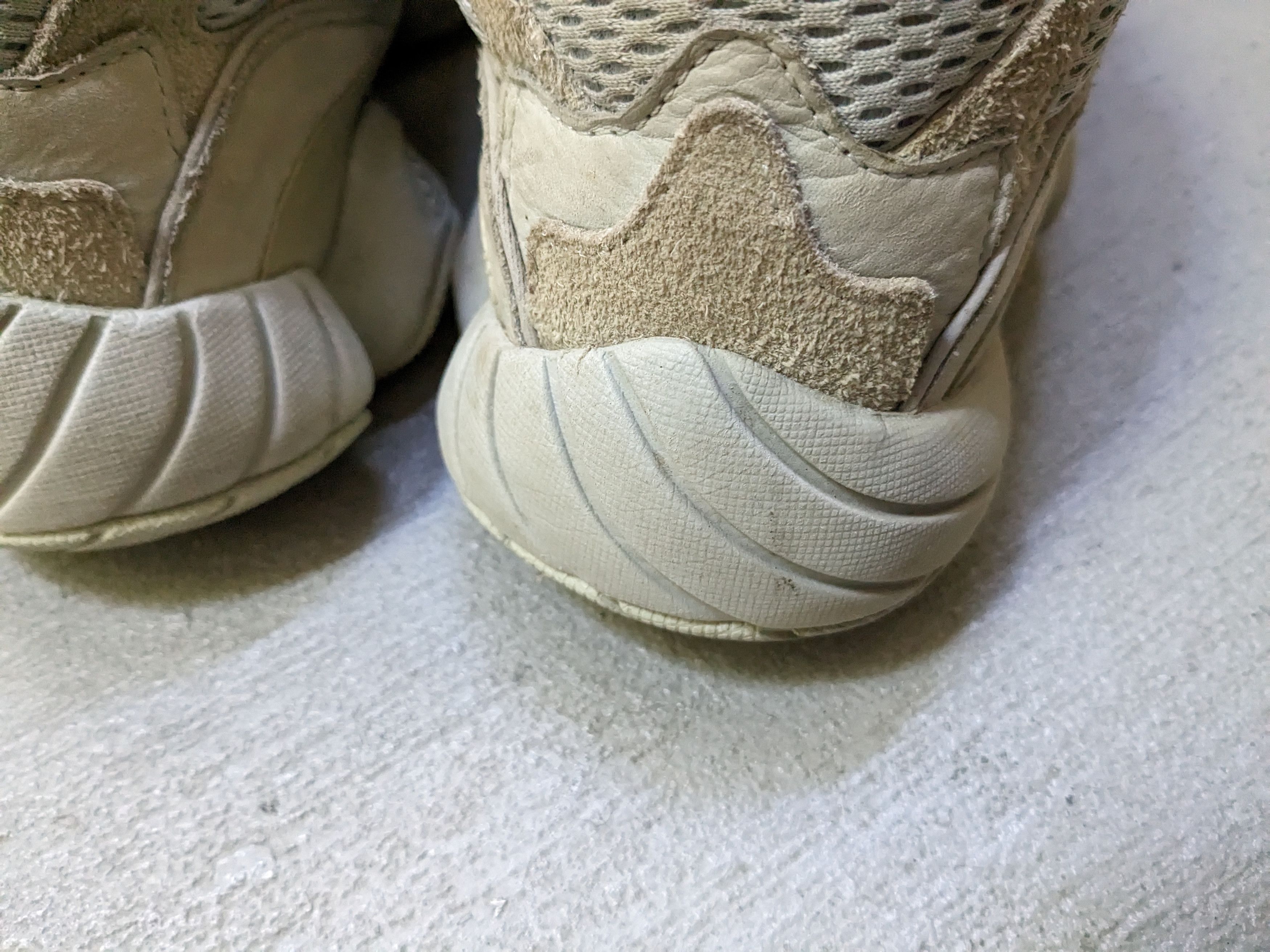 Adidas × Kanye West Adidas Yeezy 500 Salt Size 11 Suede Kanye West Ye EE7287 Size US 11 / EU 44 - 15 Thumbnail
