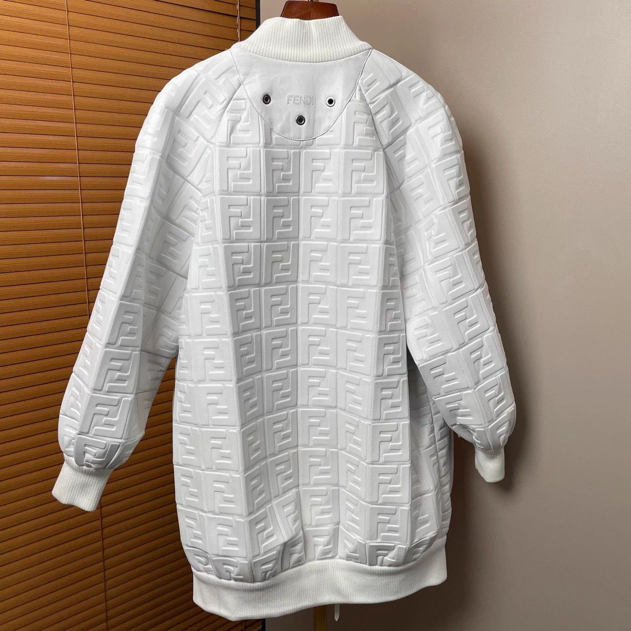 Fendi FENDI White Embossed FF Zip Jacket 36 Size XS / US 0-2 / IT 36-38 - 2 Thumbnail