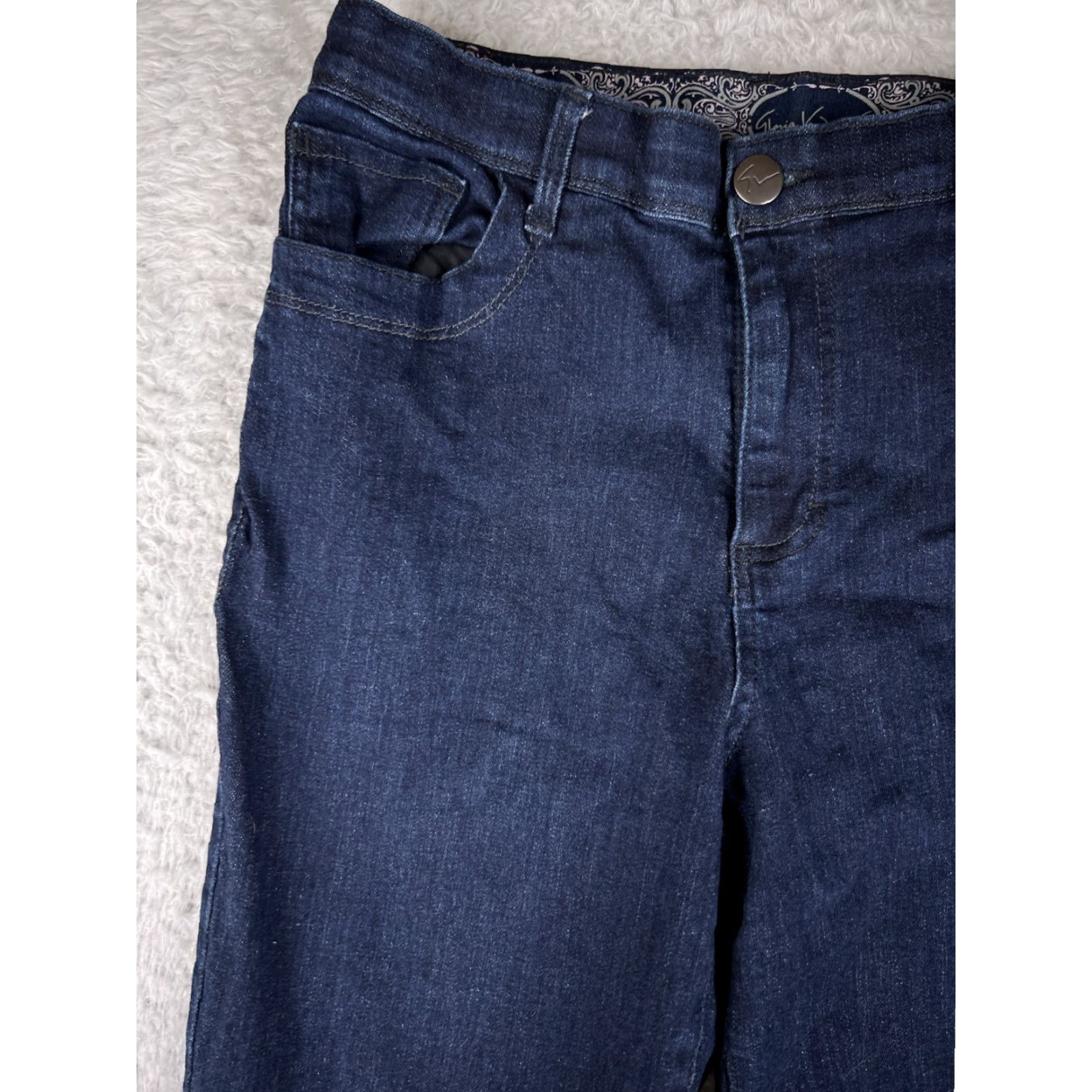 Gloria Vanderbilt Gloria Vanderbilt Jeans Women 6 Blue Denim Straight Dark Wash Zip Fly 5-Pocket Design Regular Rise Modern Classic Amanda Size 28" / US 6 / IT 42 - 2 Thumbnail