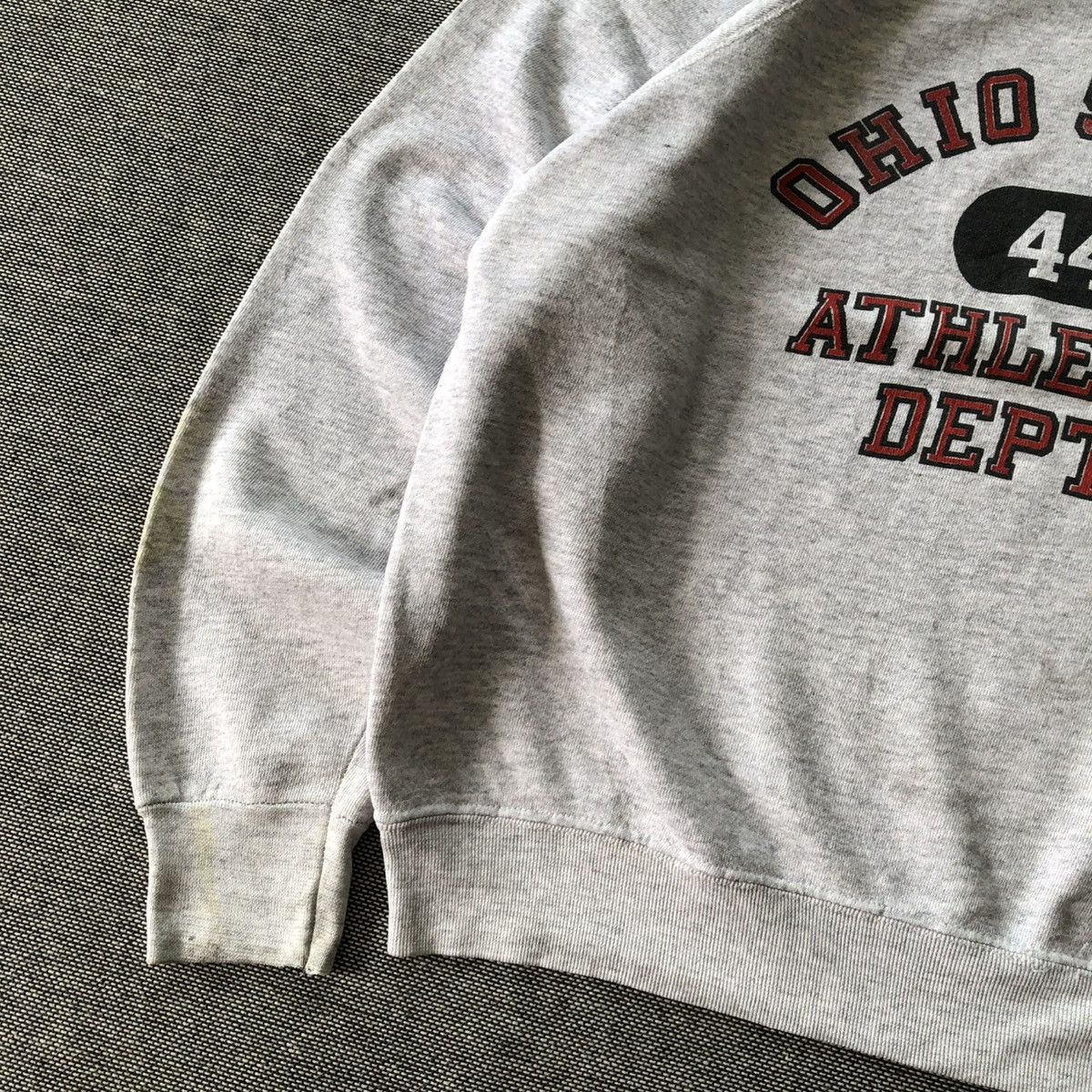 Vintage 1990s OHIO STATE University Collegiate Crewneck Sweatshirt Size US S / EU 44-46 / 1 - 6 Thumbnail