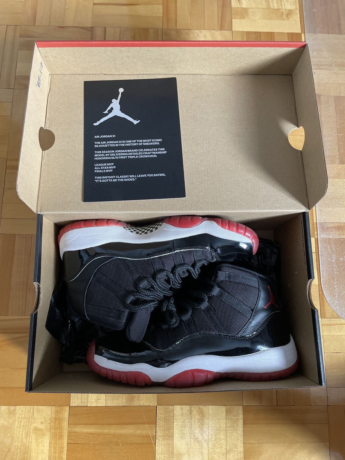 Nike Jordan 11 Bred (2019 GS) Size US 7 / EU 40 - 10 Thumbnail