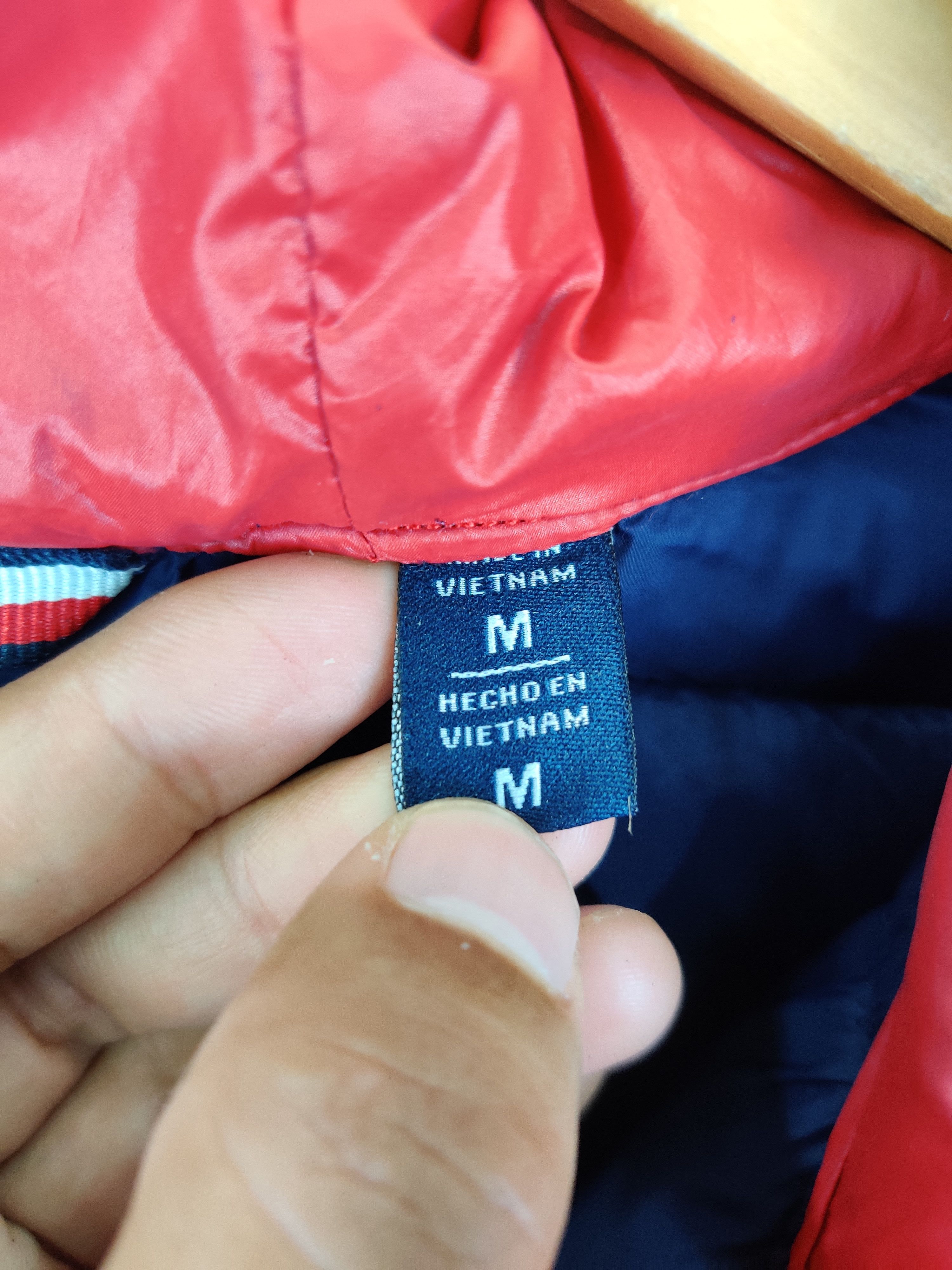Tommy Hilfiger Tommy Hilfiger Down Puffer Hoodie Jacket Size US M / EU 48-50 / 2 - 12 Thumbnail
