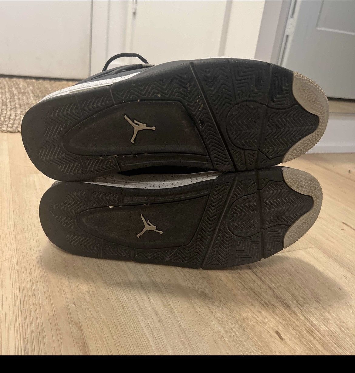 Jordan Brand Jordan 4 Oreo - EXCELLENT CONDITION Size US 11 / EU 44 - 5 Thumbnail