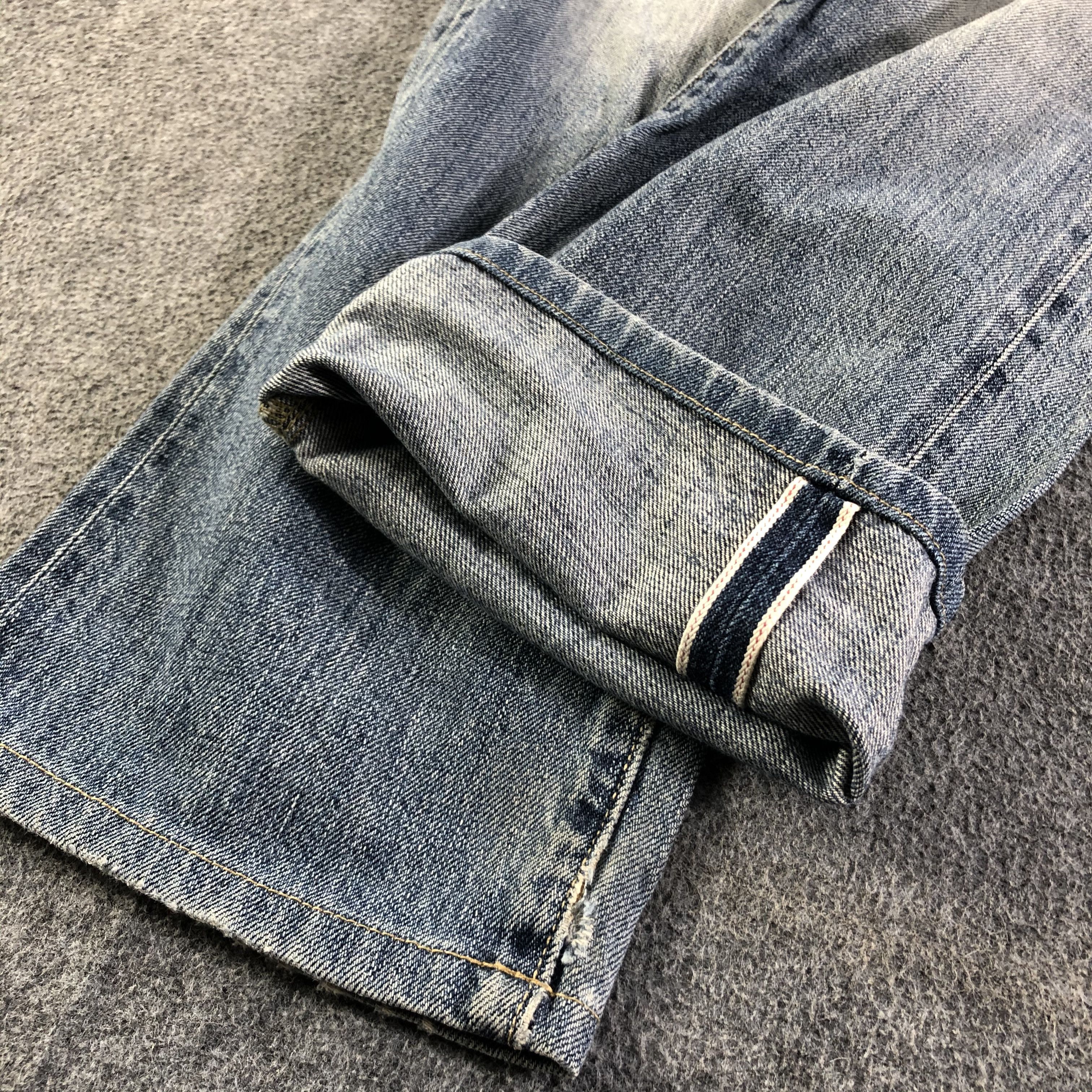 Uniqlo Light Wash Uniqlo Redline Jeans-J2945 Size US 29 - 6 Thumbnail