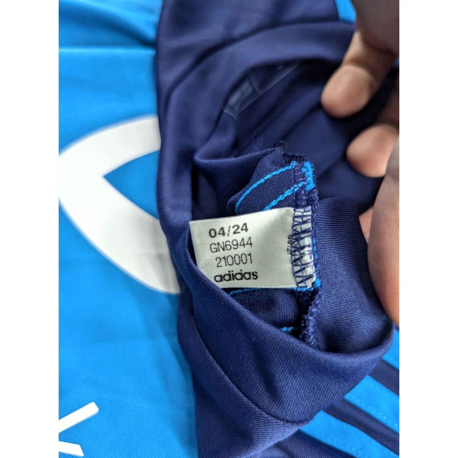 Adidas Adidas Jersey T-Shirt Long Sleeve Multicolor Football Small Adult Regular Unisex Mens Womens unavailable Size US S / EU 44-46 / 1 - 5 Thumbnail
