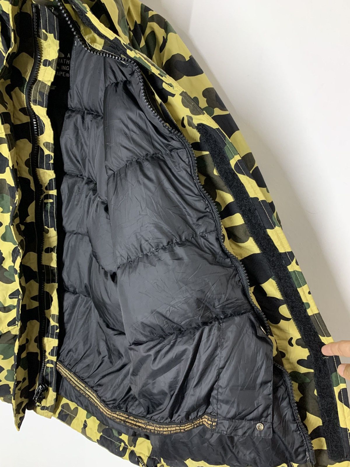 Bape Vintage BAPE 1st Camo Snowboard Puffer Down Jacket Size US L / EU 52-54 / 3 - 18 Thumbnail