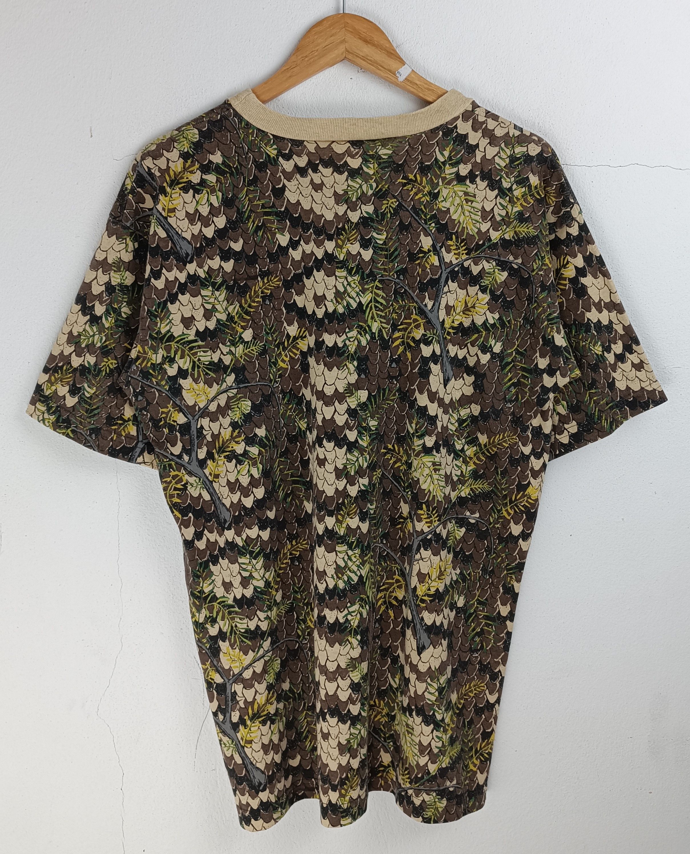 Realtree VINTAGE CAMO REALTREE STYLE TEE VERY RARE Size US L / EU 52-54 / 3 - 4 Thumbnail