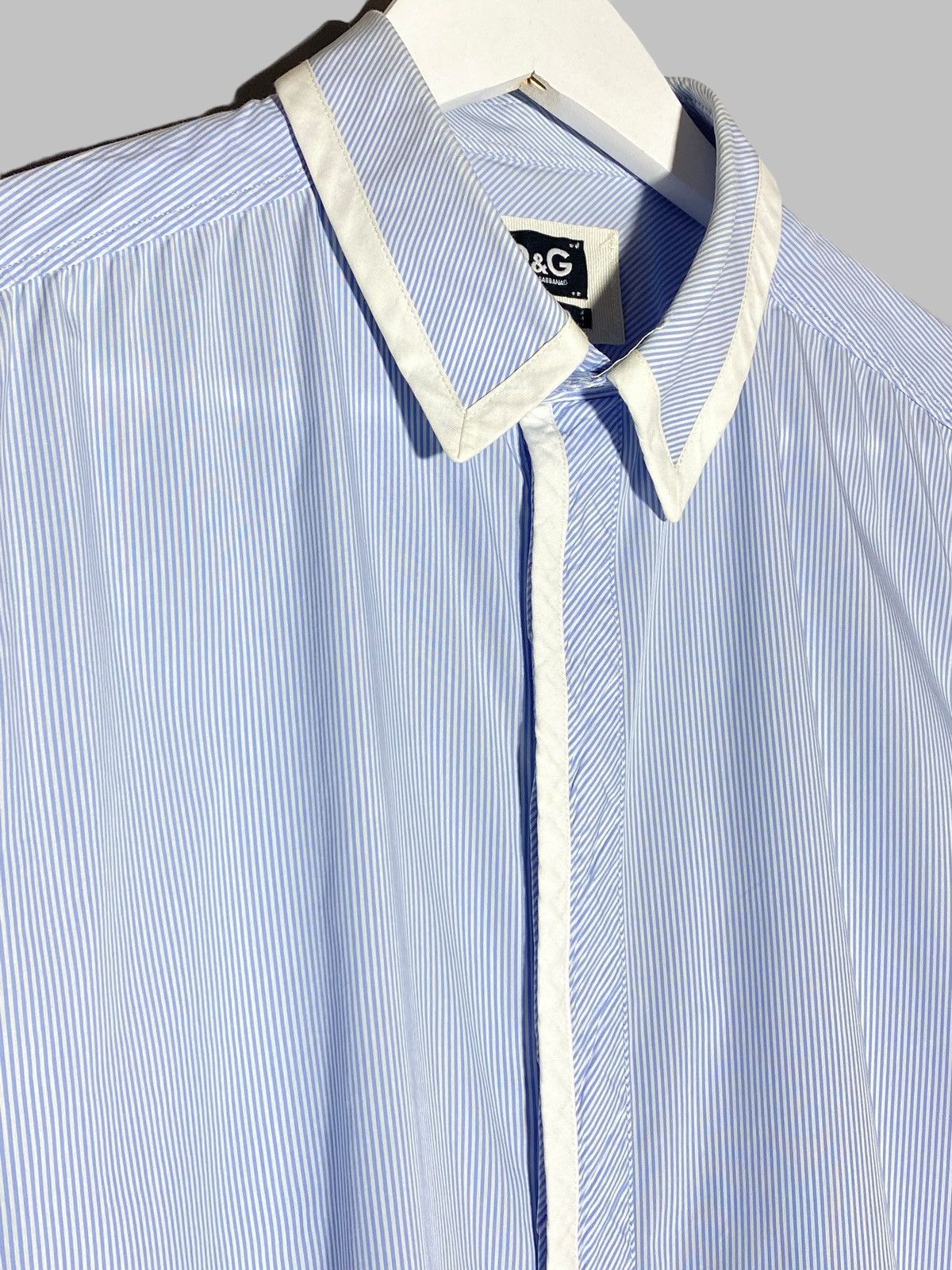 Dolce & Gabbana Dolce & Gabbana Blue White Pinstripe Dress Shirt Slim Fit Size US M / EU 48-50 / 2 - 4 Thumbnail