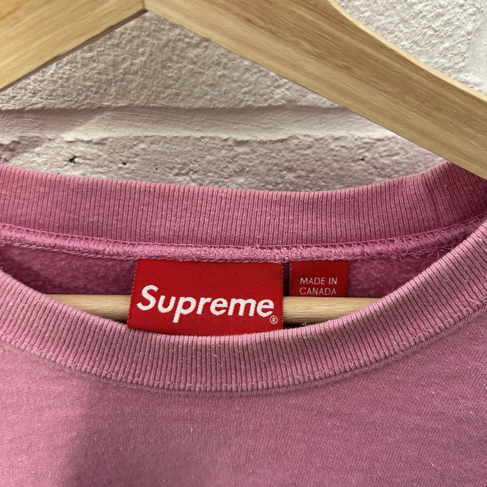 Supreme Supreme Small Box Logo Crewneck “Light Pink” SS22 Size US XL / EU 56 / 4 - 10 Thumbnail