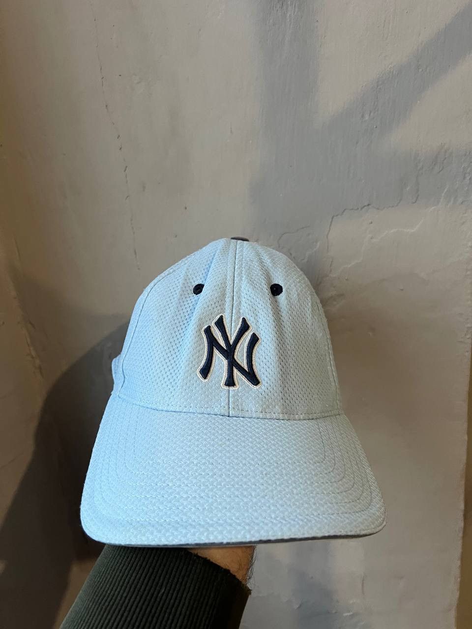 Vintage NEW YORK YANKEES VINTAGE BASEBALL CAP GENUINE MERCHANDISE OS Size ONE SIZE - 2 Thumbnail