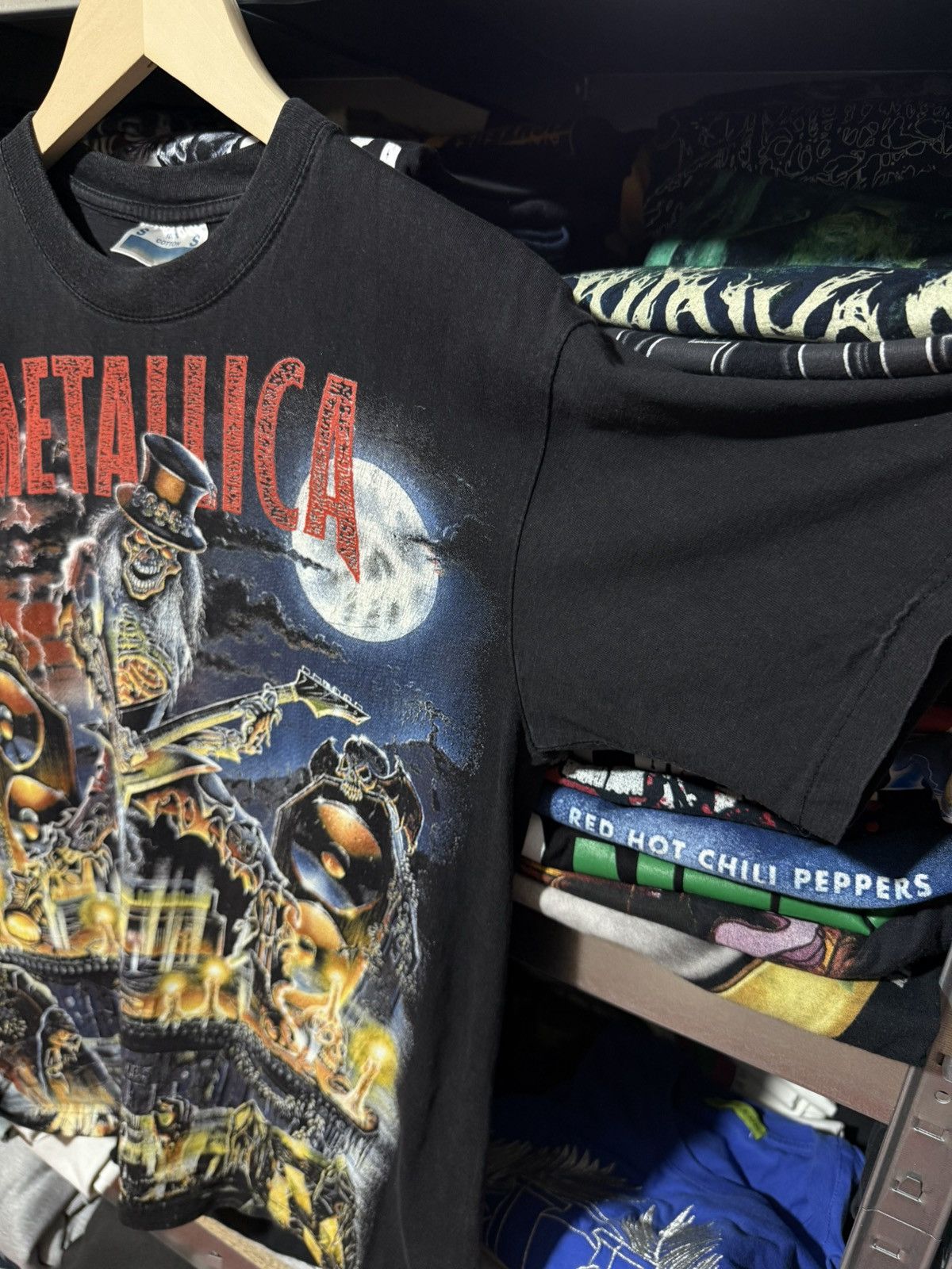 Vintage Vintage 90’s Metallica AOP Rock Band Retro T-Shirt Y2K Hype Size US S / EU 44-46 / 1 - 6 Thumbnail