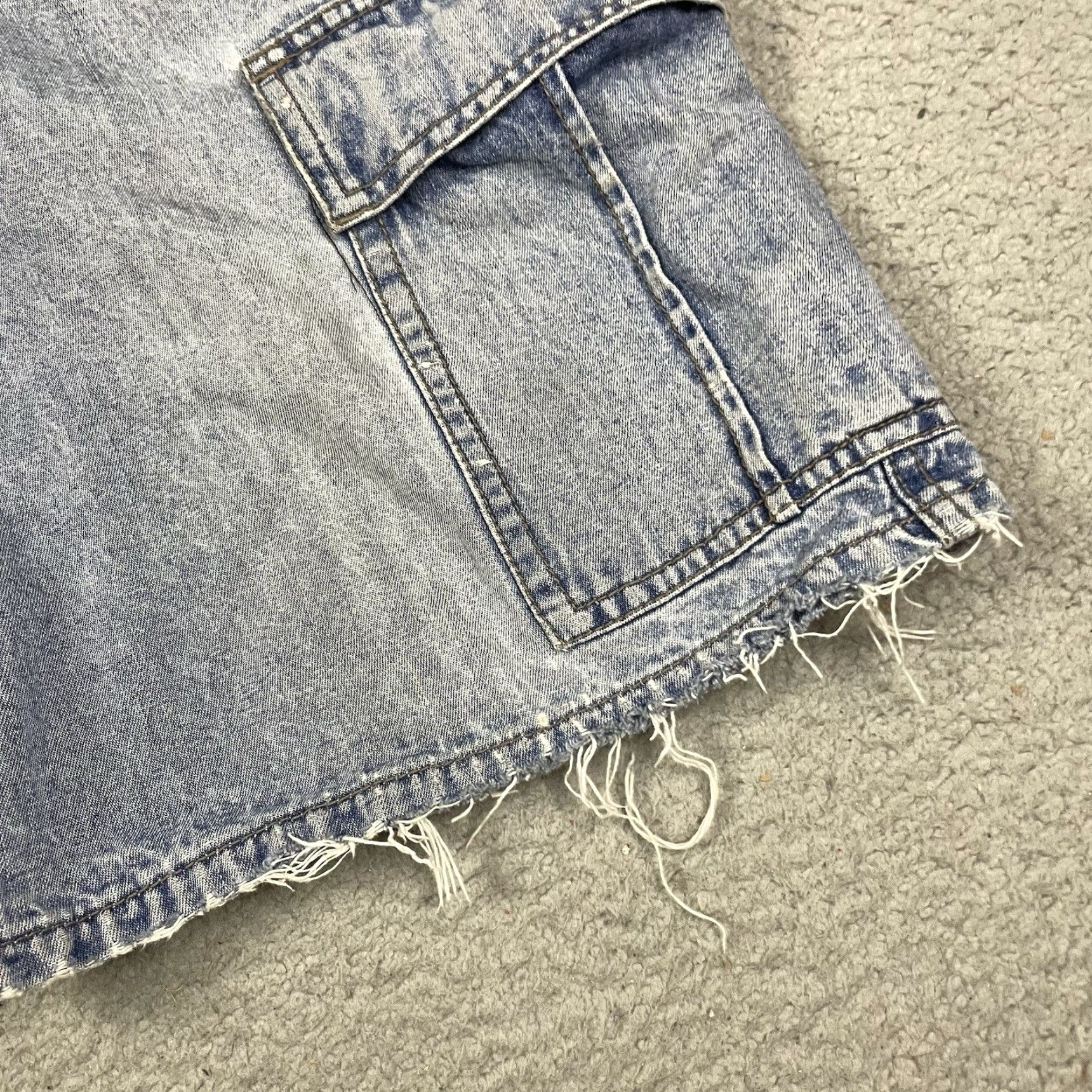Lee VINTAGE Lee Dungarees Shorts Denimi Cargo Distressed 36 Blue USA Men 5-Pocket Regular Cropped? Size US 36 / EU 52 - 4 Thumbnail