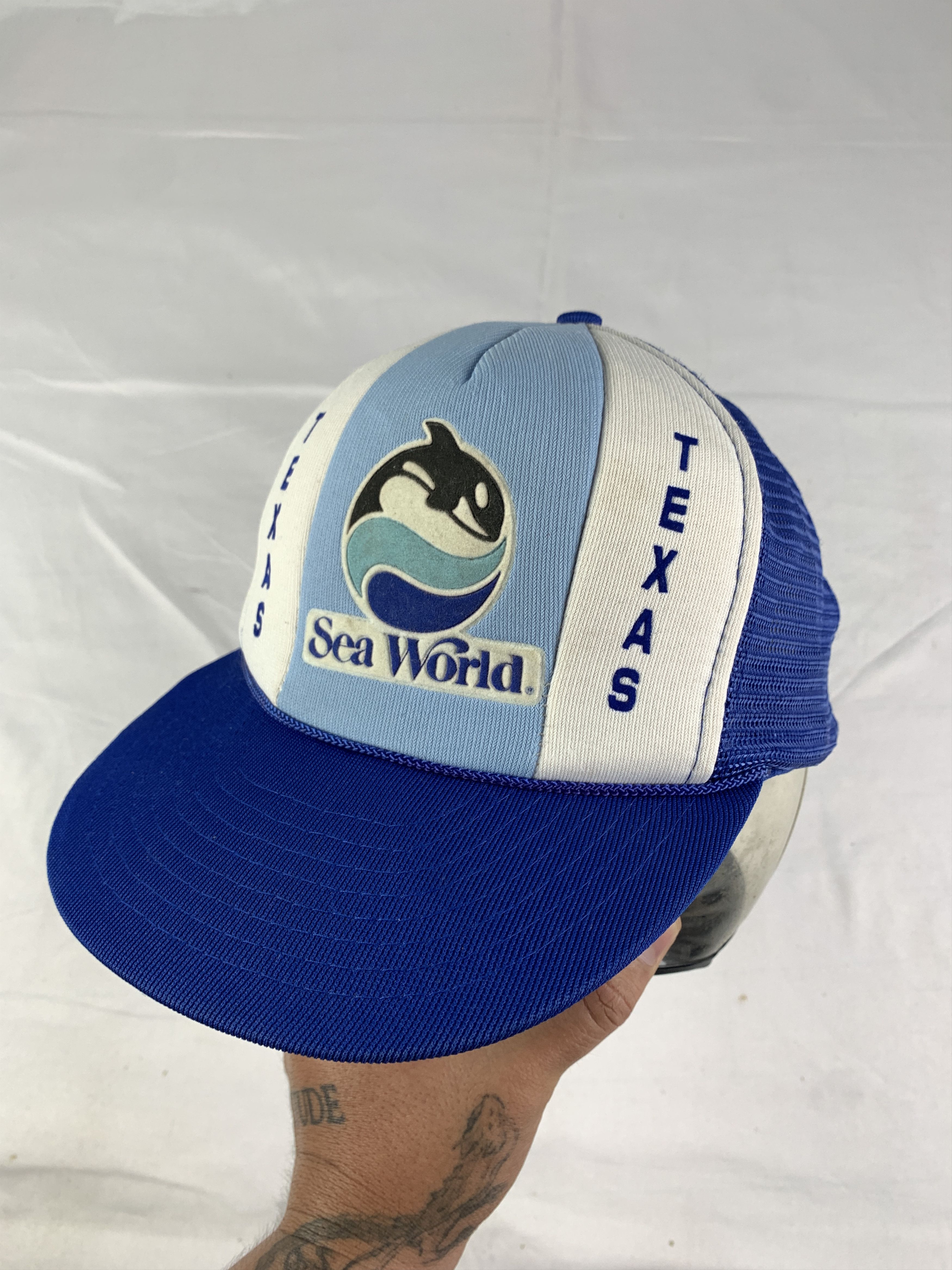 Disney 2000s Sea World Aquarium Texas USA Coloblok Rope Trucker Ha Size ONE SIZE - 1 Thumbnail