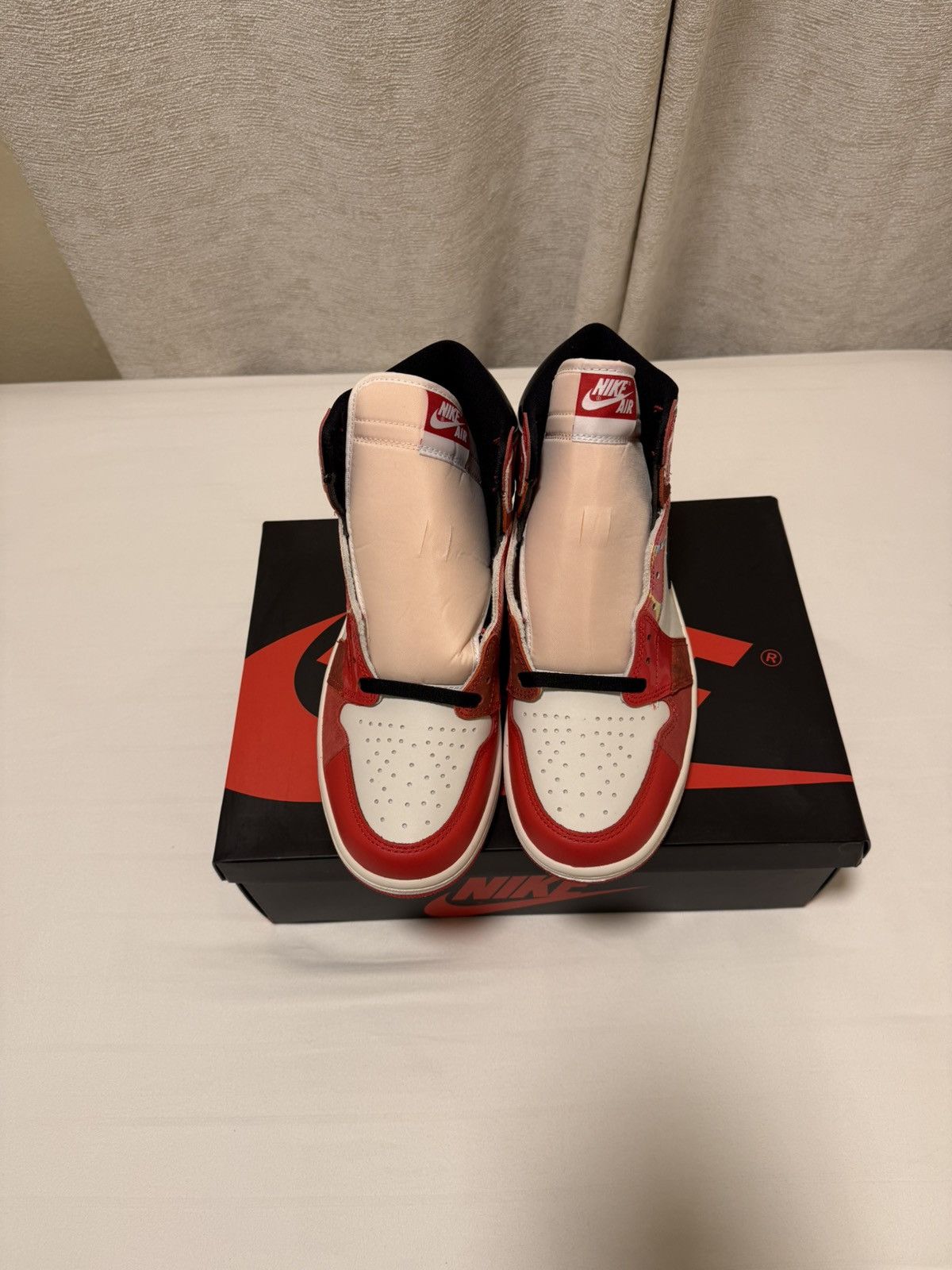 Jordan Brand × Marvel Comics × Nike Nike Jordan 1 Retro High OG Across the Spider-Verse Size 9 Size US 9 / EU 42 - 3 Thumbnail