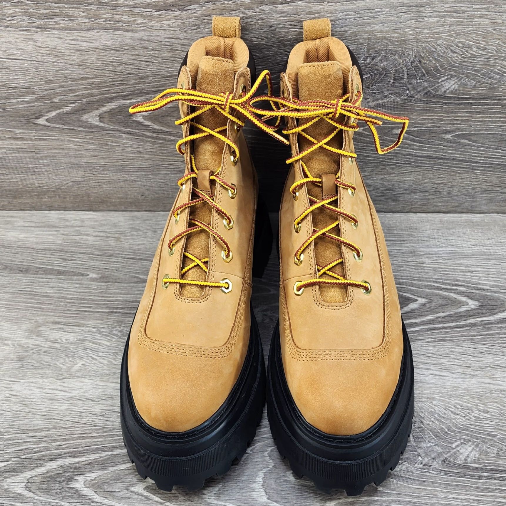 Timberland Timberland Boots Sky 6-Inch Lace Up Nubuck Leather Platform Brown Womens 9.5 Timberland Sky 6-Inch Boots Women Size 9.5 Brown Nubuck Leather Platform Size US 10 / IT 40 - 3 Thumbnail